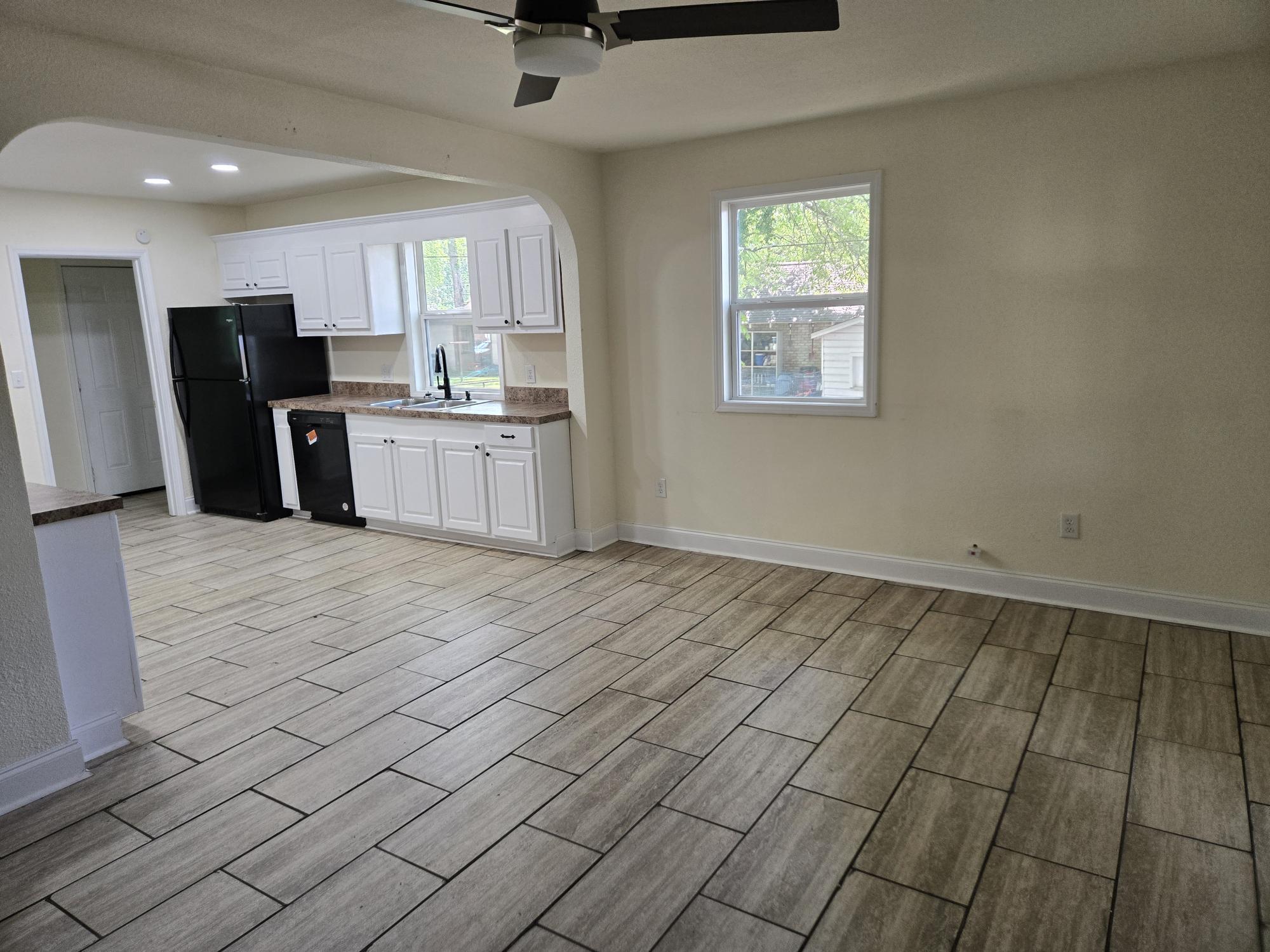 902 Lafayette Ext.