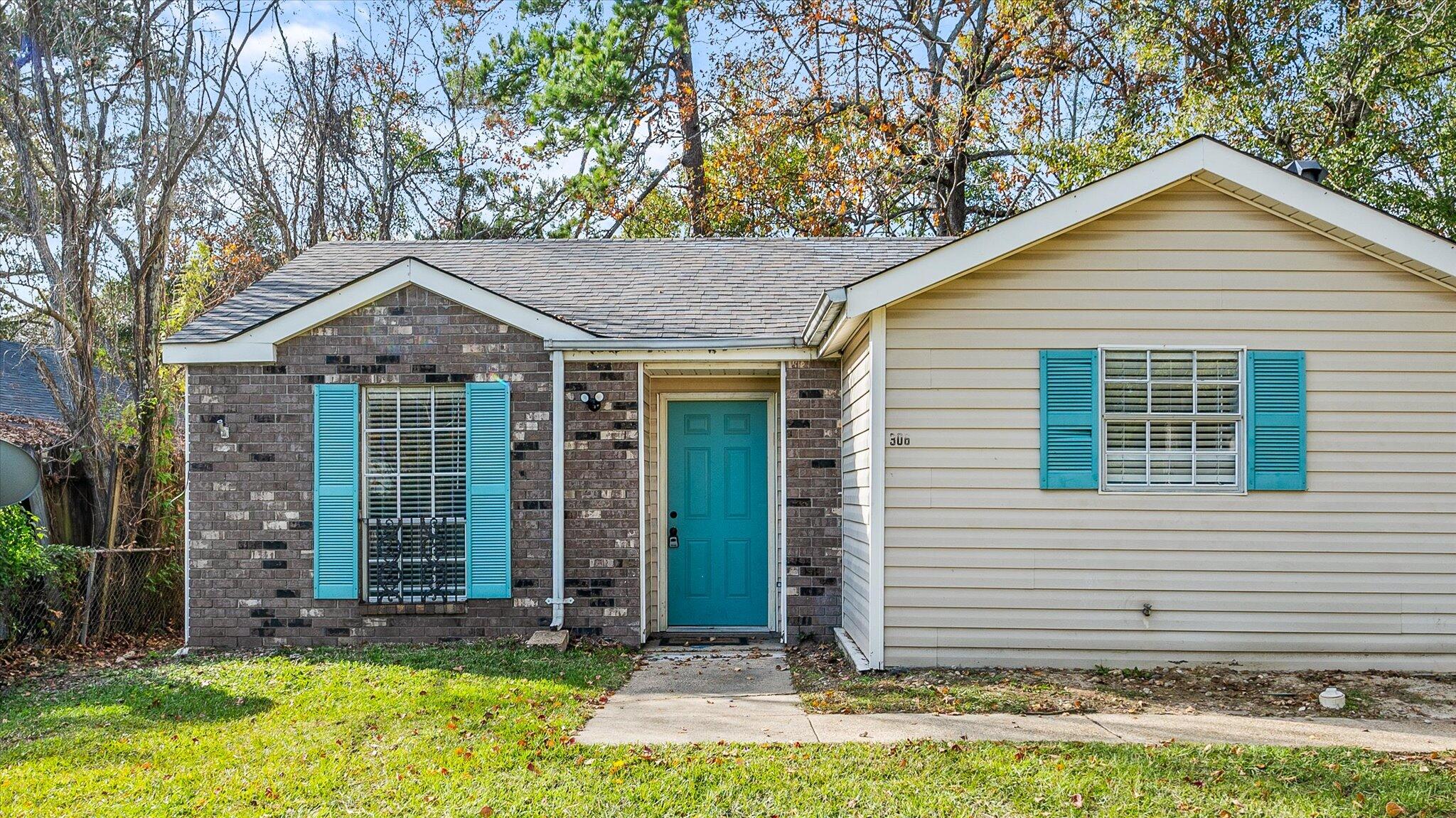 306 N 40th Ave.