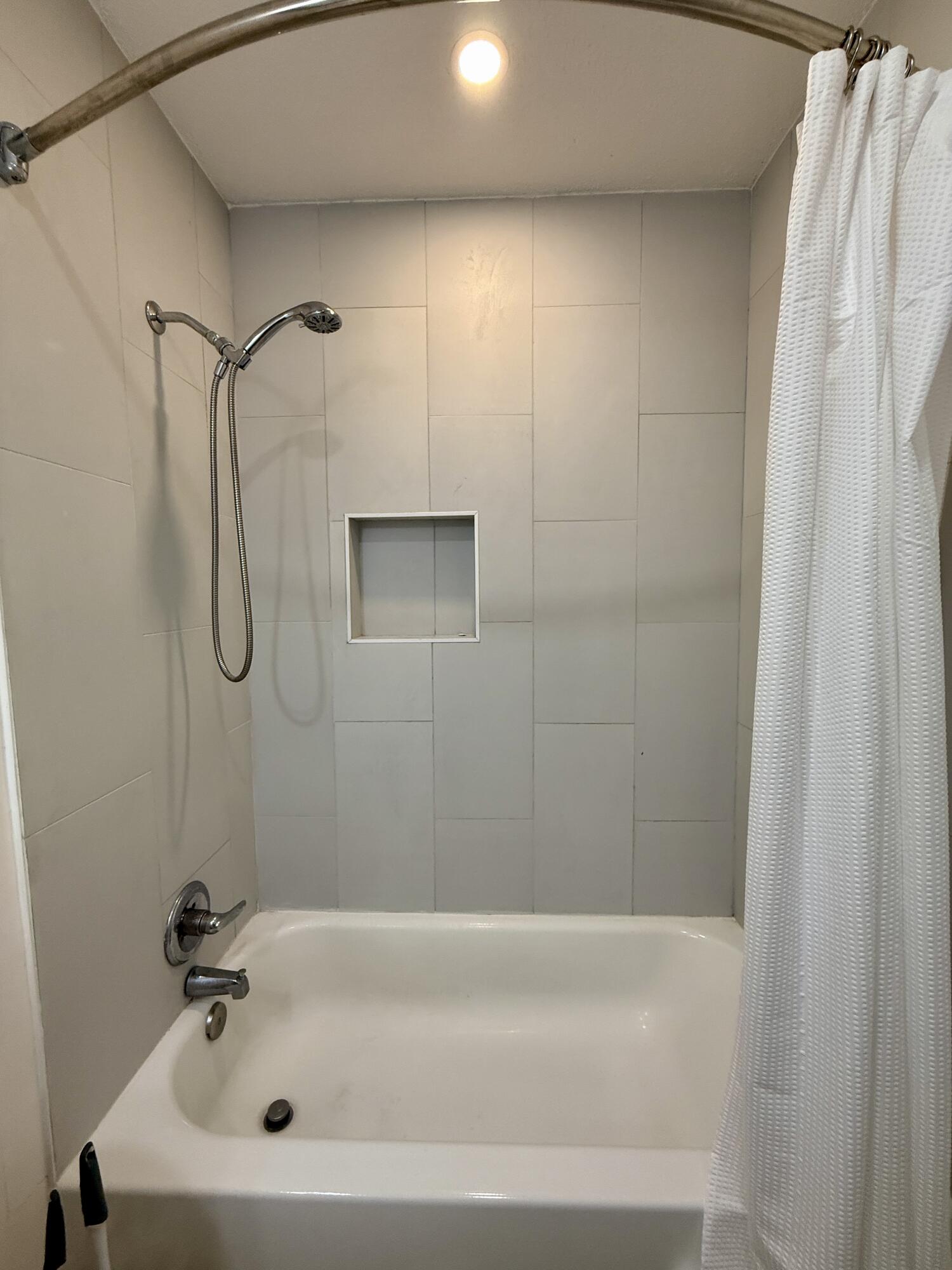 306 N 40th Ave.