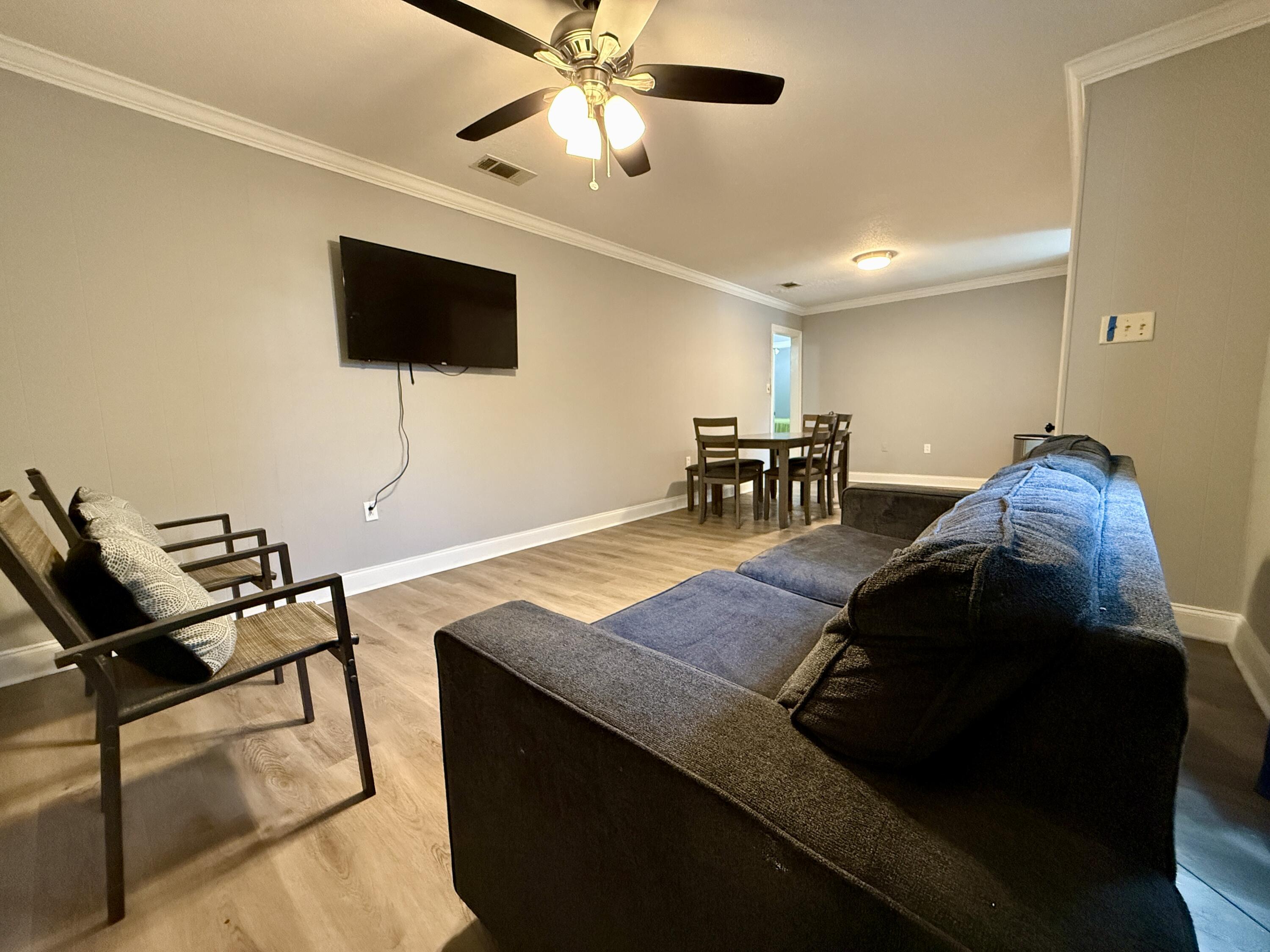 306 N 40th Ave.