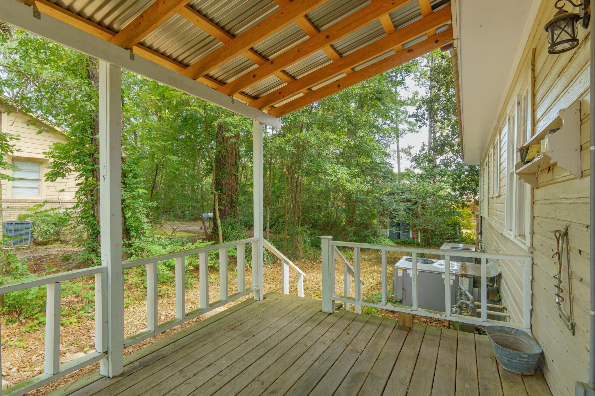400 N 37th Ave.