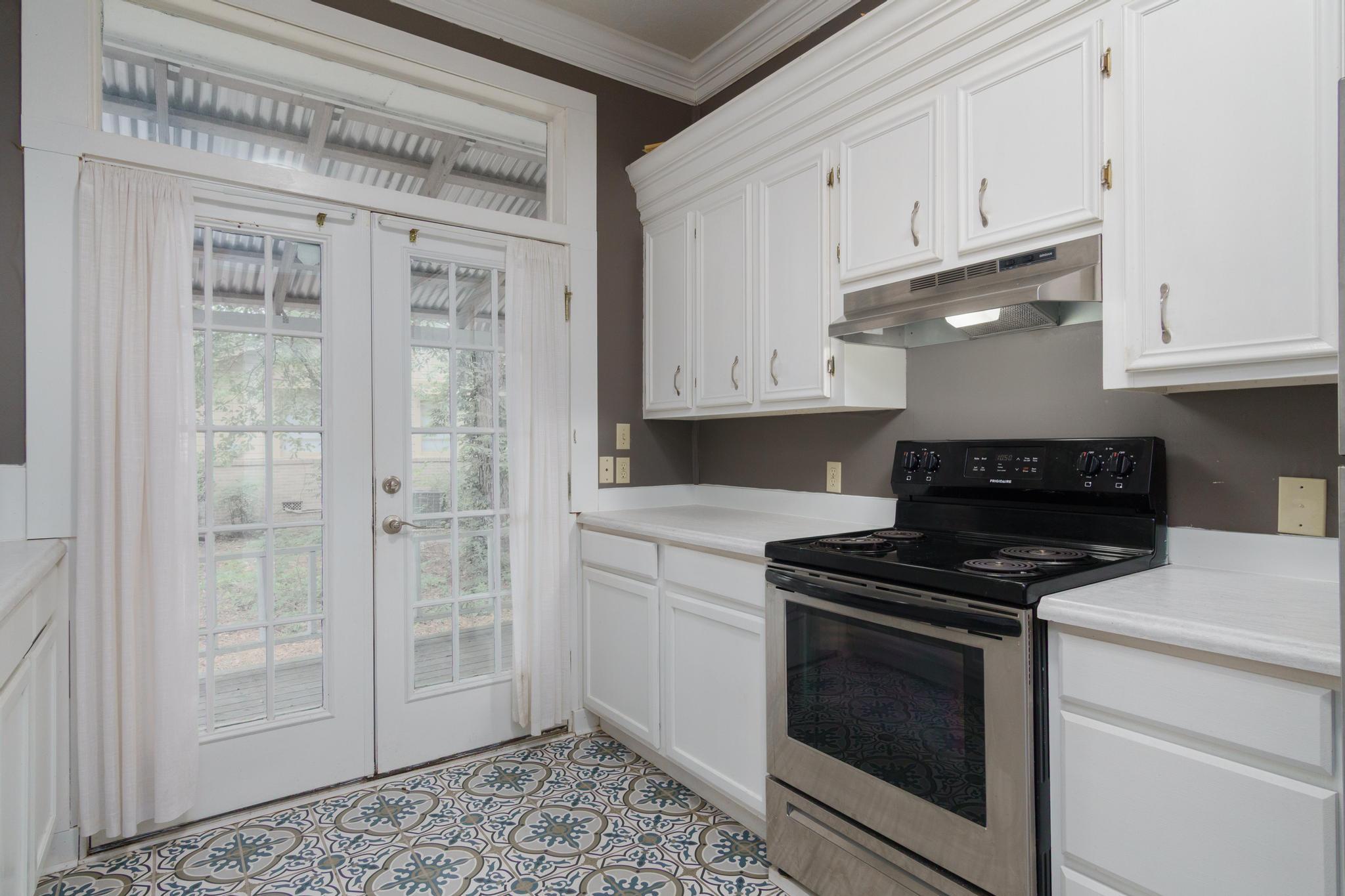 400 N 37th Ave.