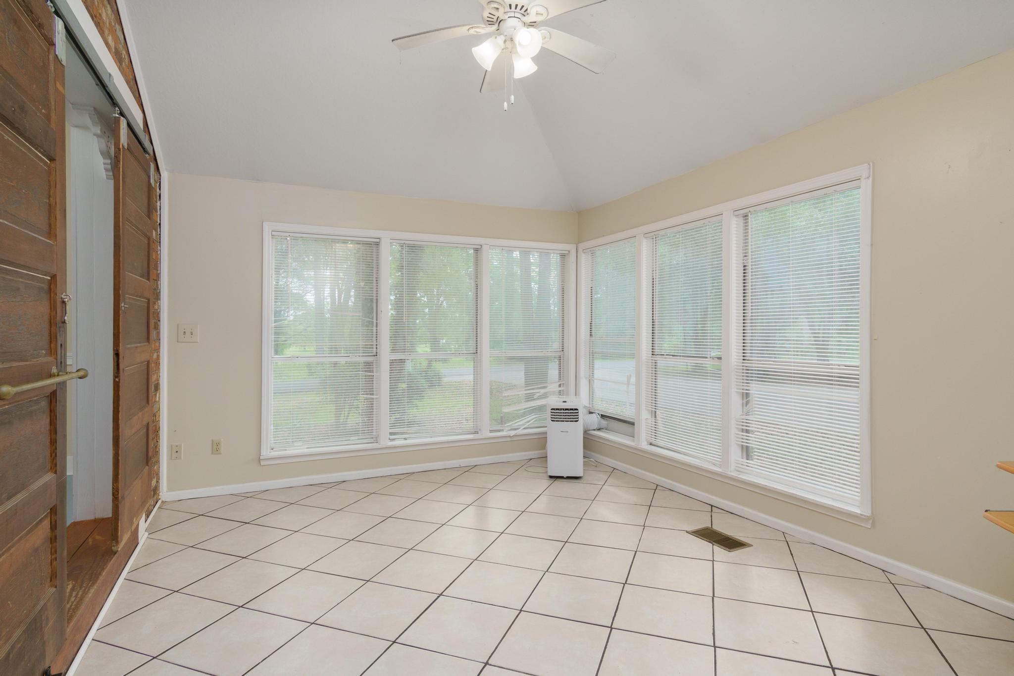 400 N 37th Ave.