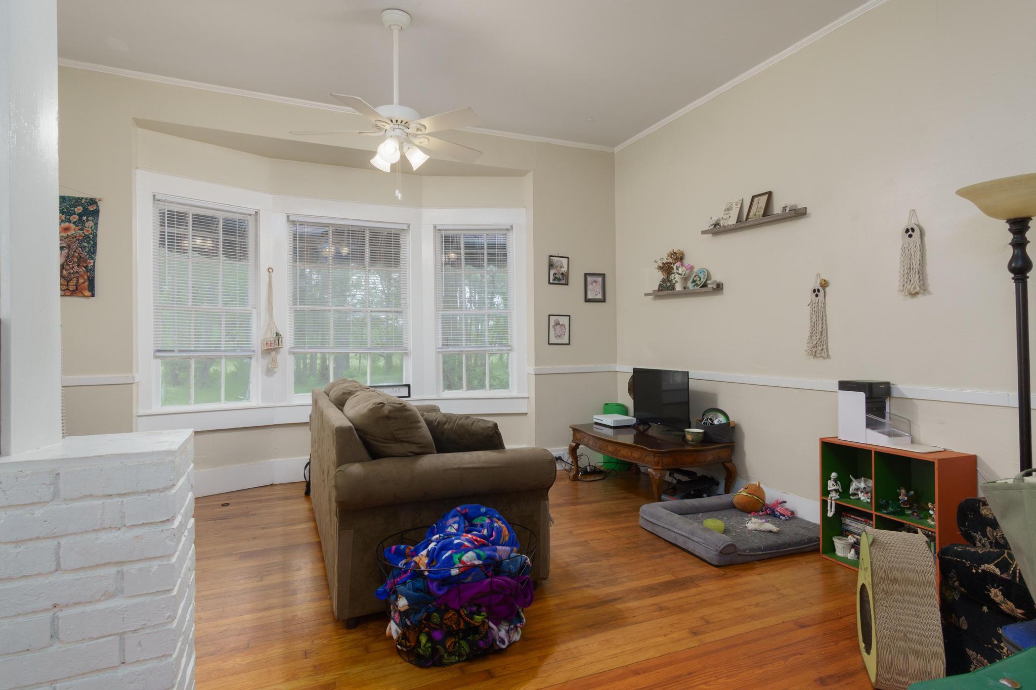 400 N 37th Ave.