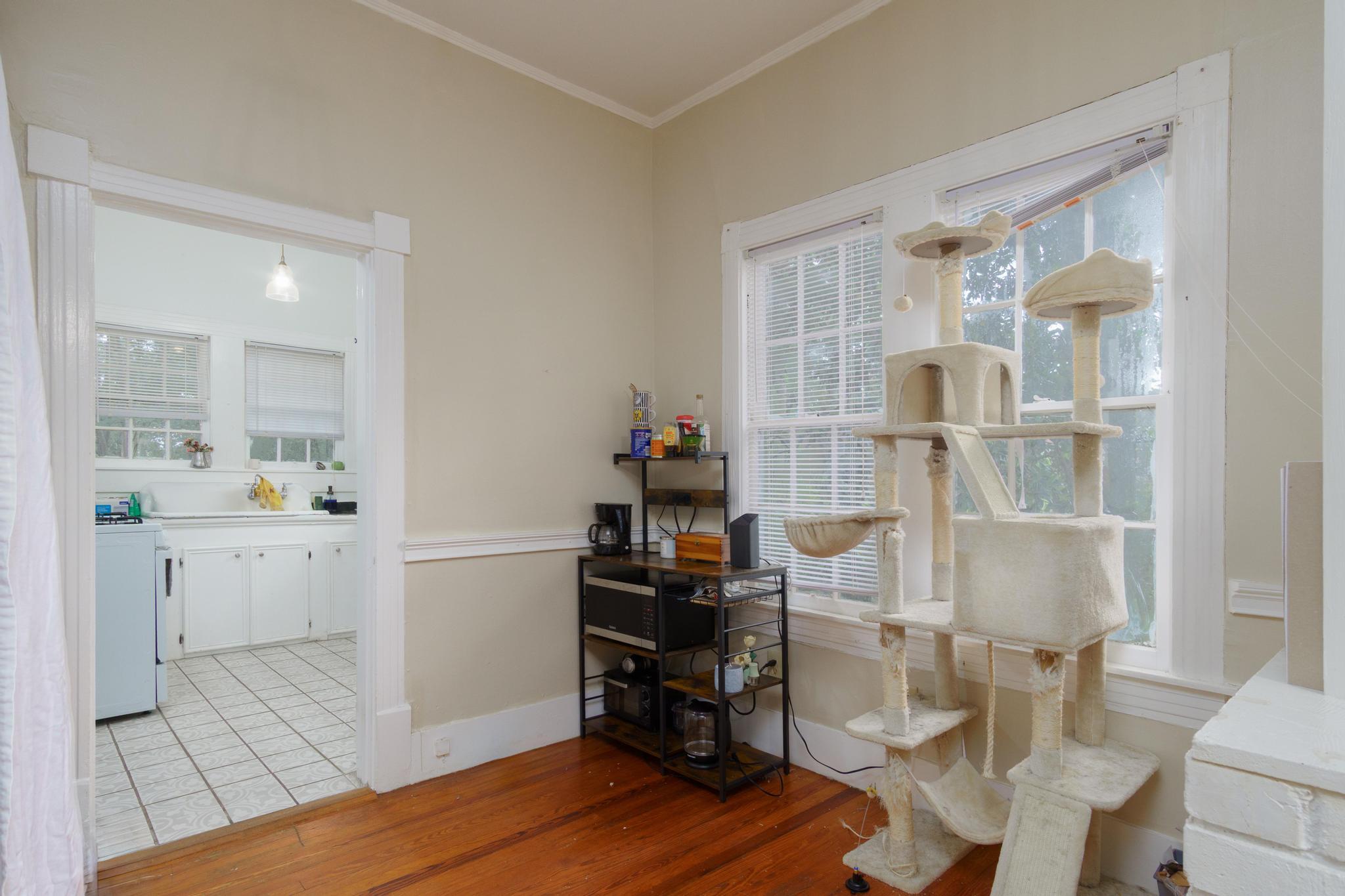 400 N 37th Ave.