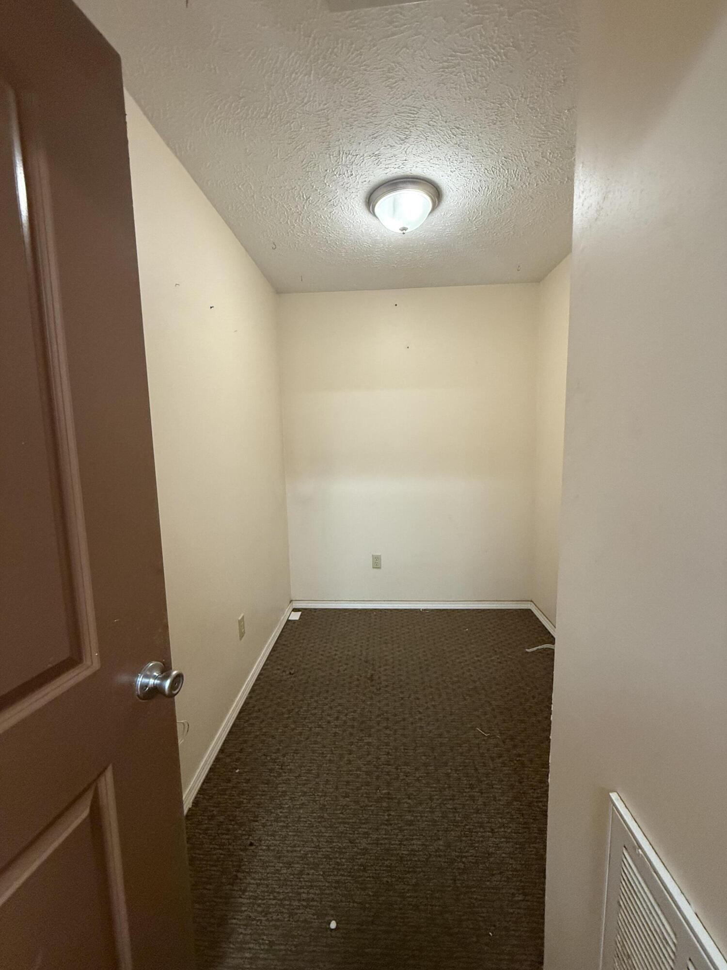 2118 Columbia