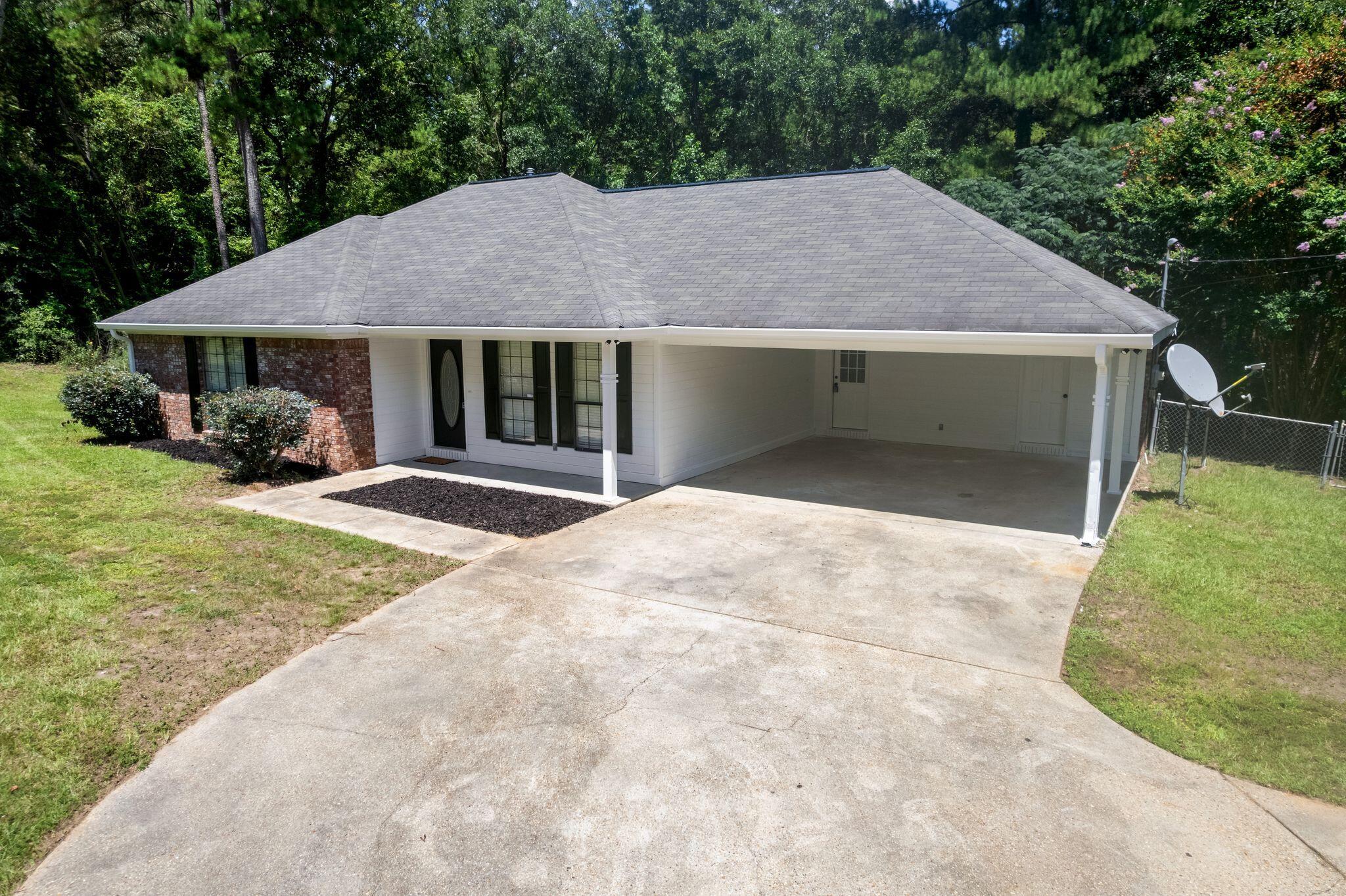 112 Kelly Rose Ln.