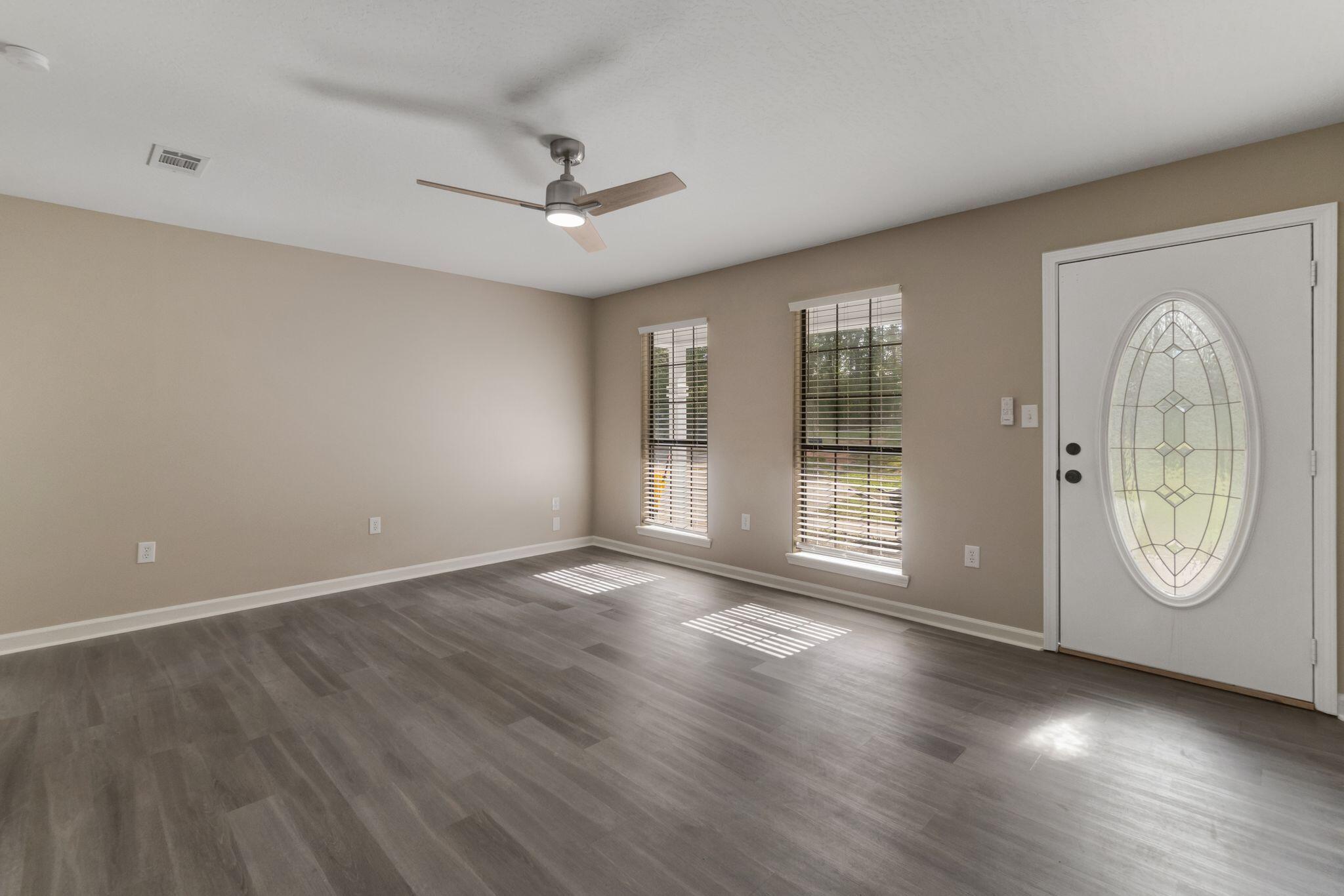 112 Kelly Rose Ln.