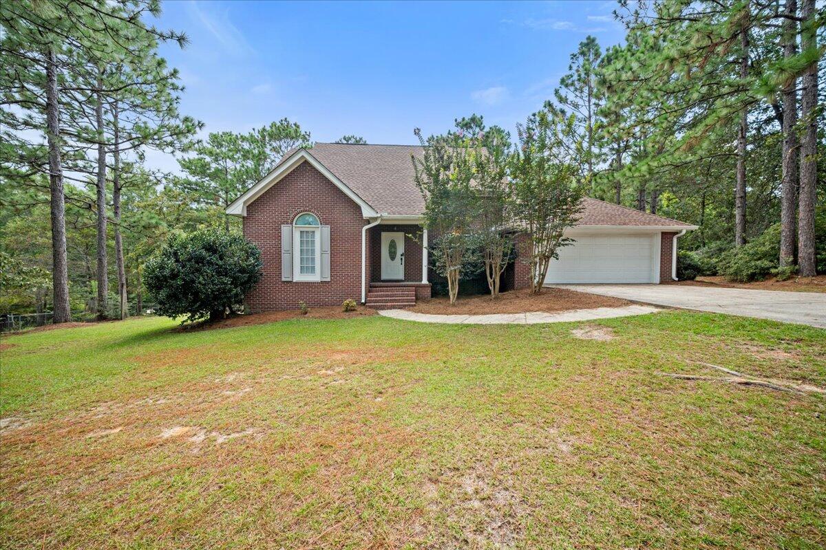 110 Green Bay Dr.