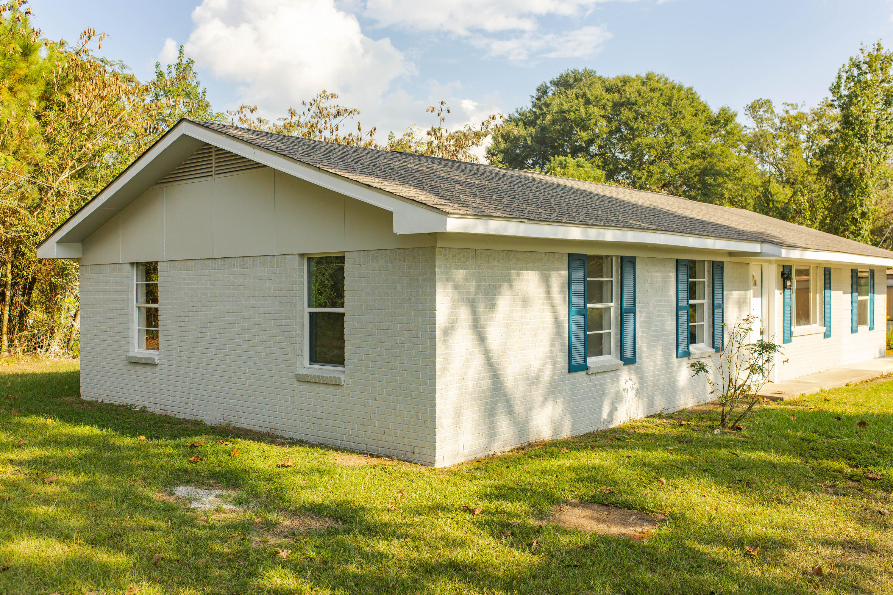 3381 Smith County Rd 79