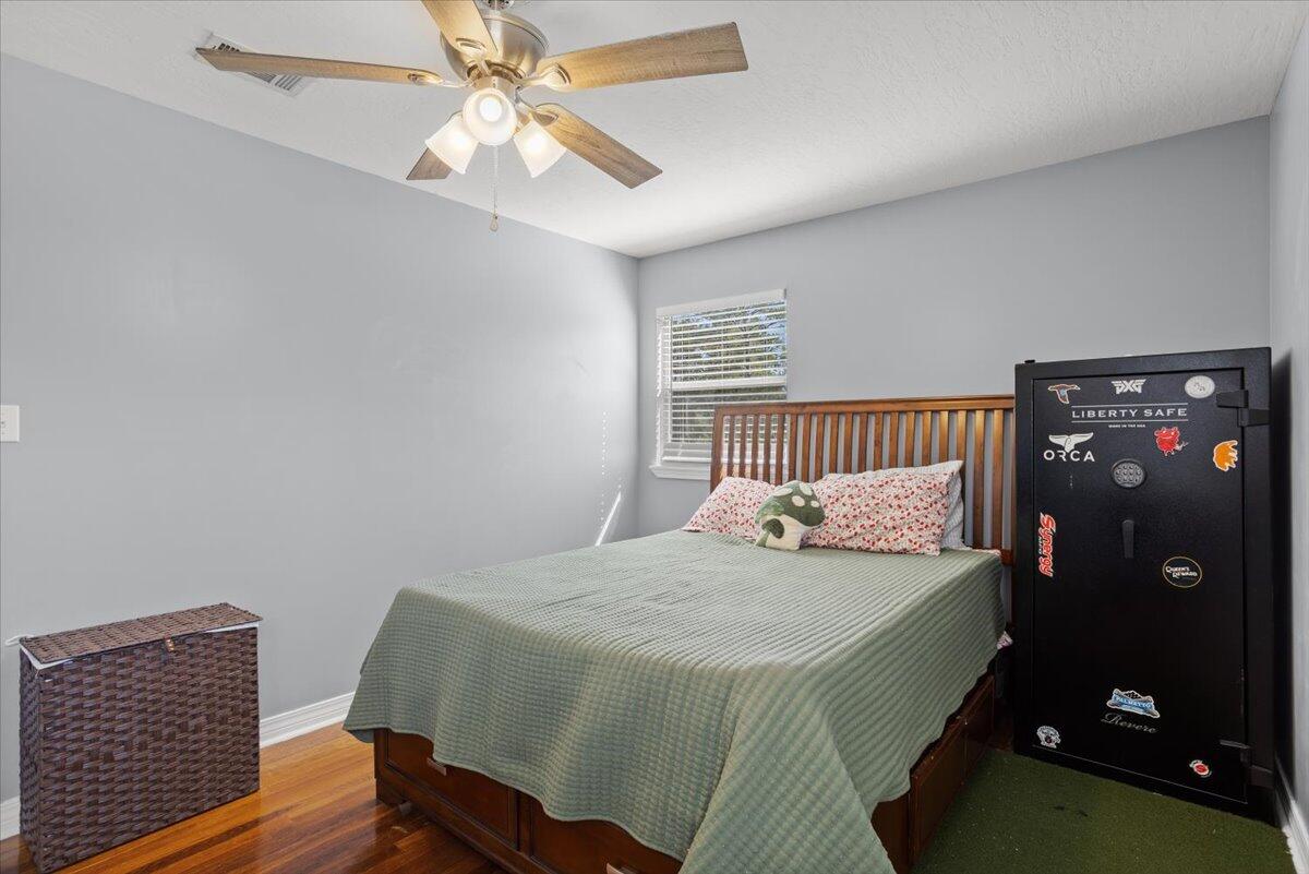 64 Logaras Cir.