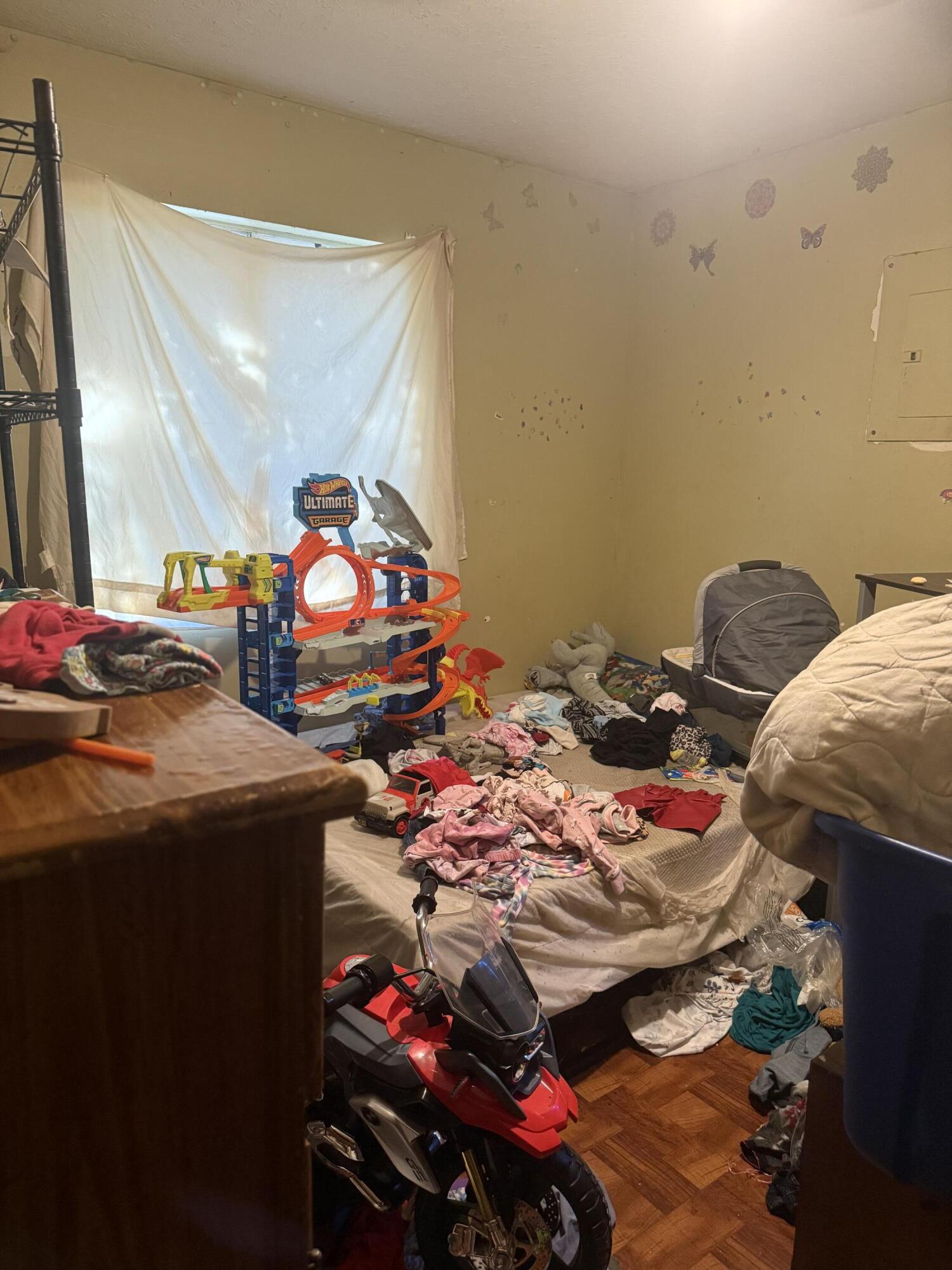 62 S County Line Rd.