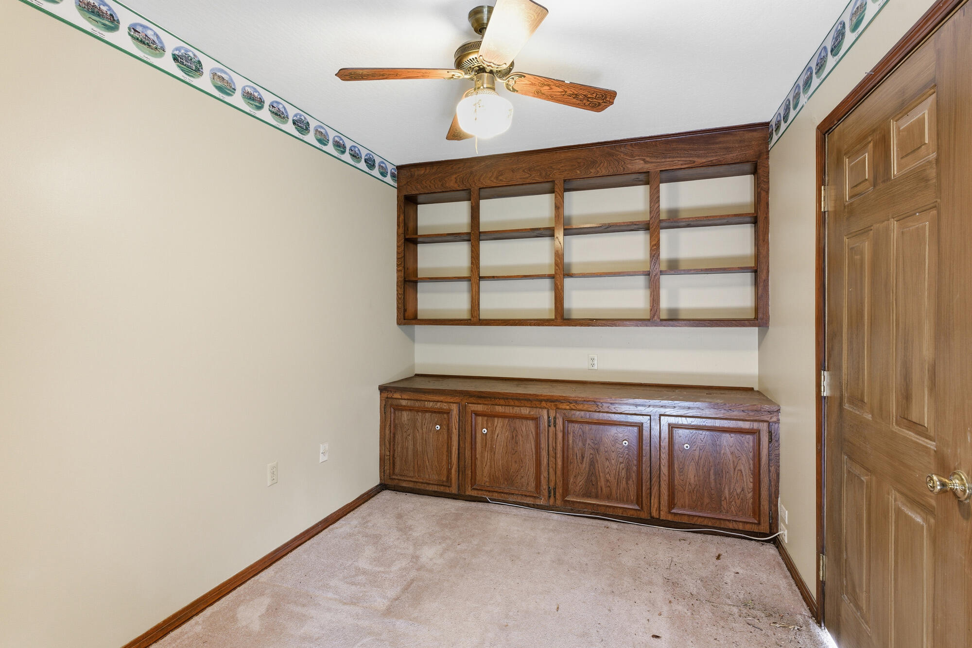 100 Warwick Pl