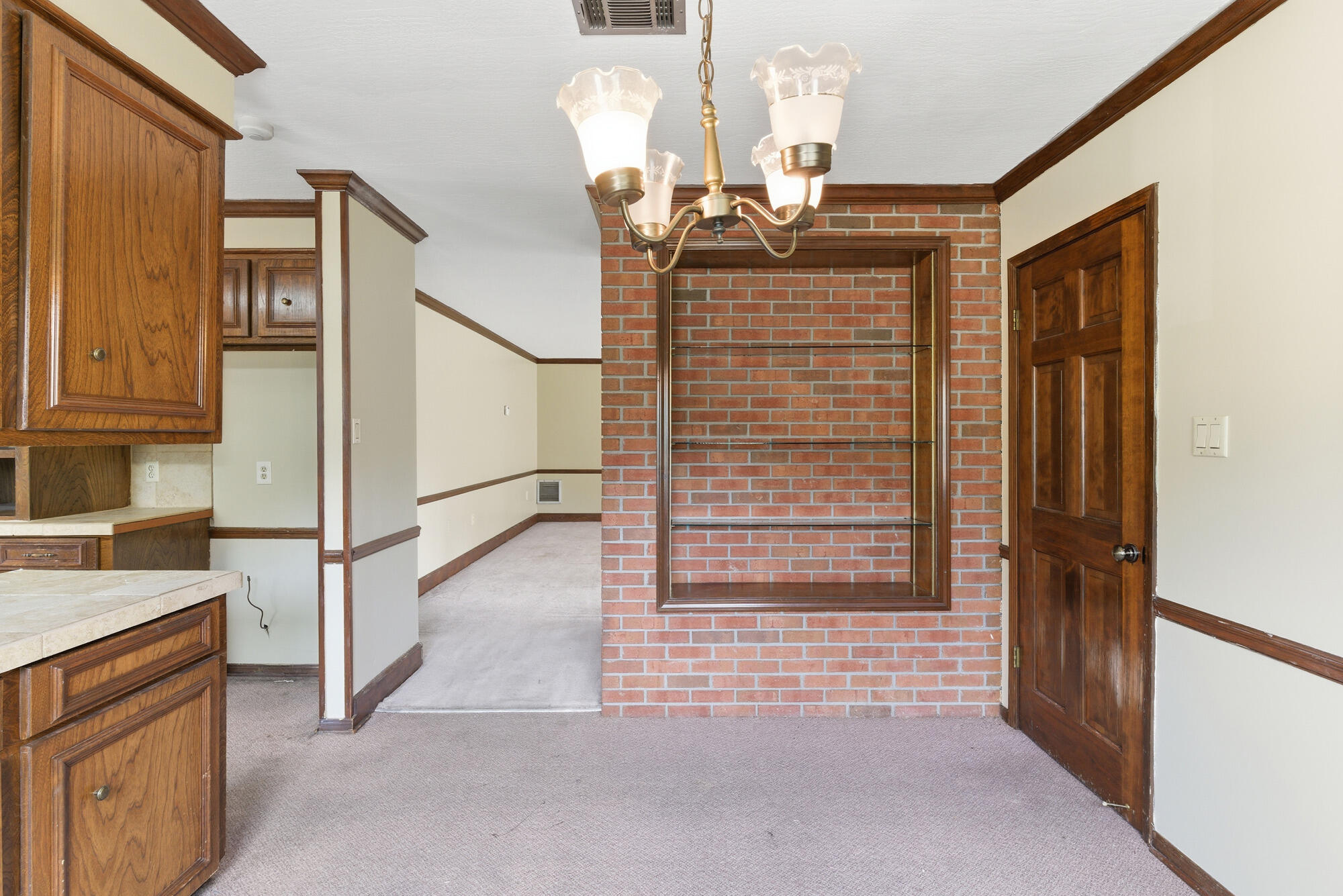 100 Warwick Pl