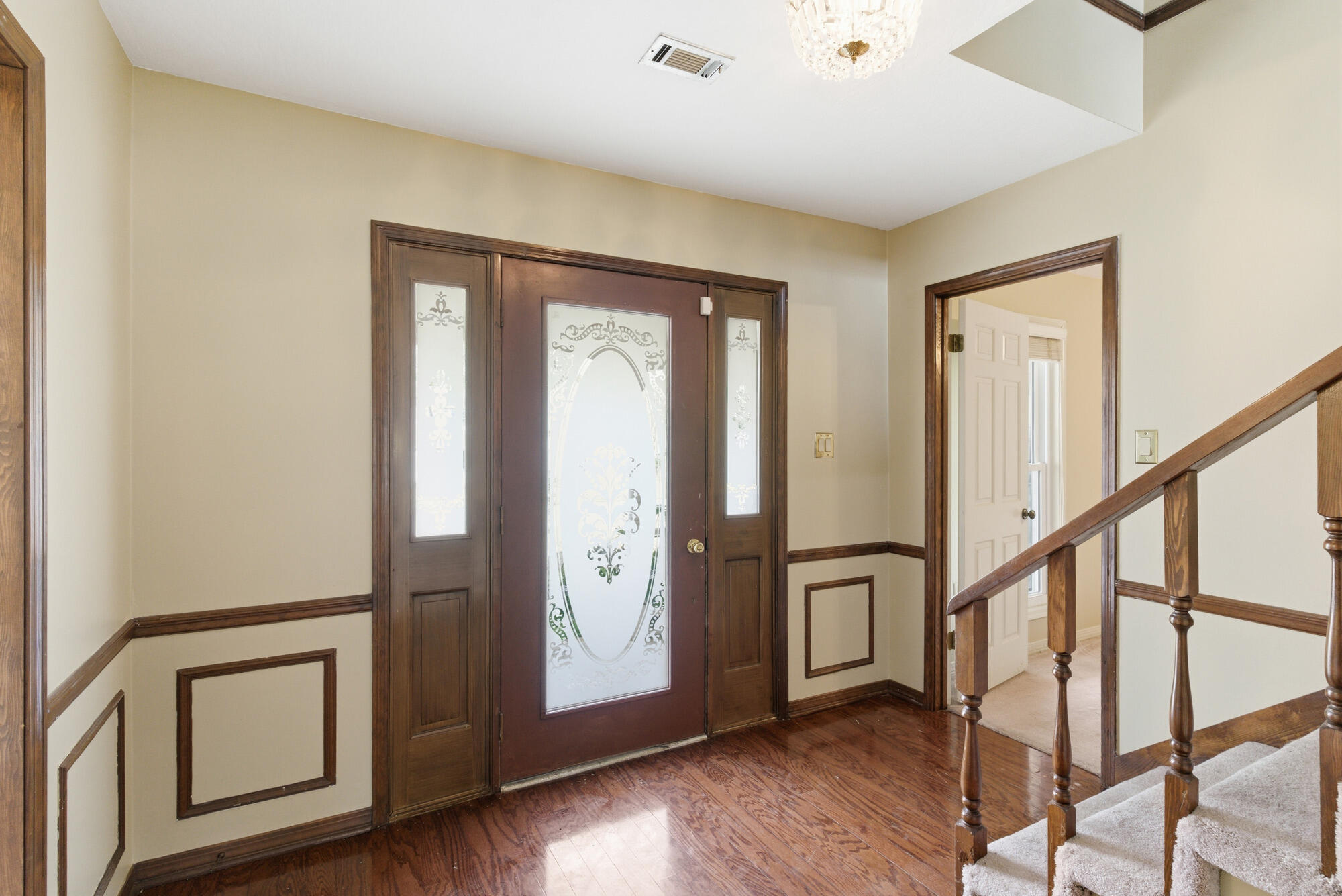 100 Warwick Pl