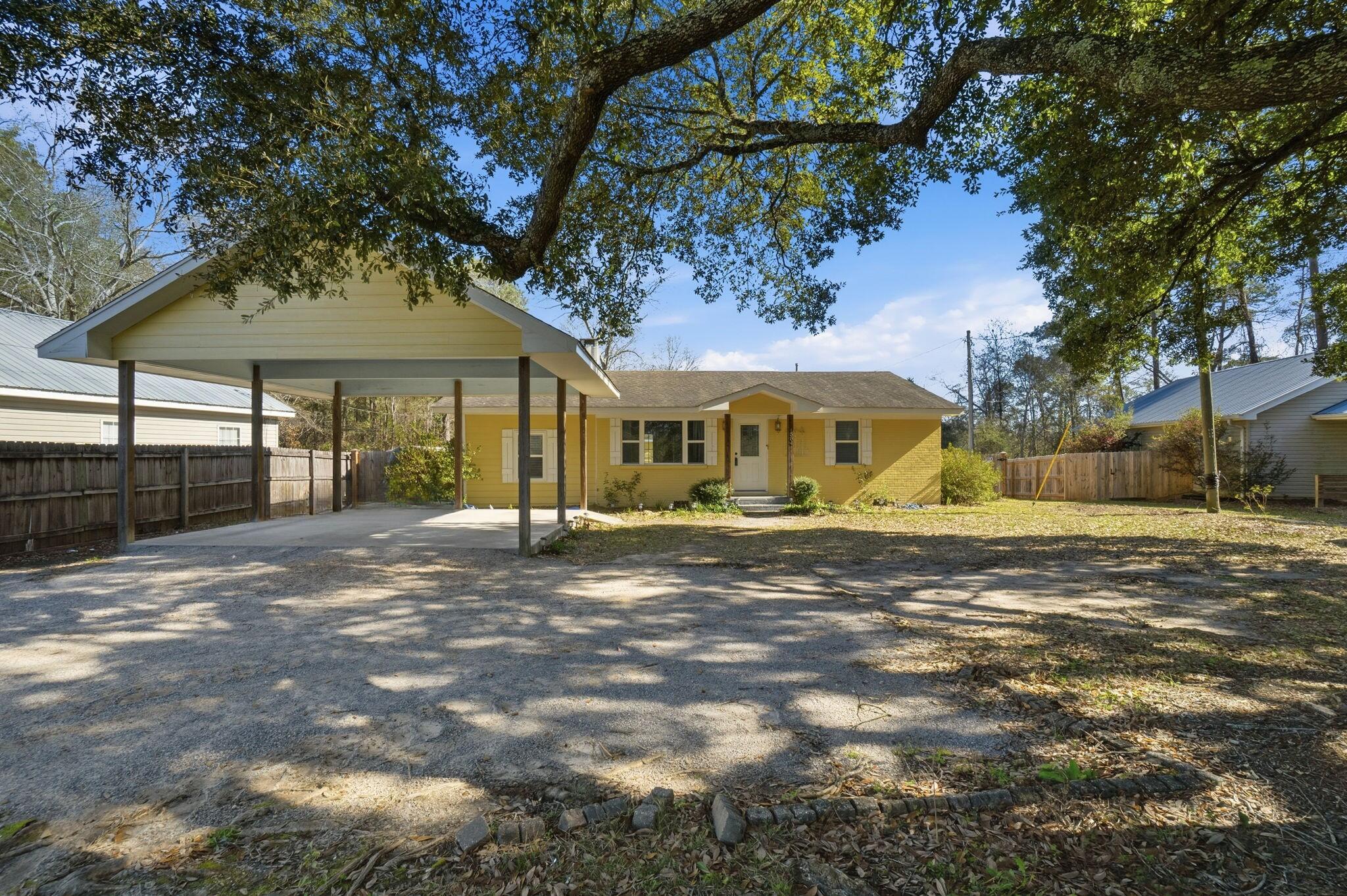 4584 Old Highway 11