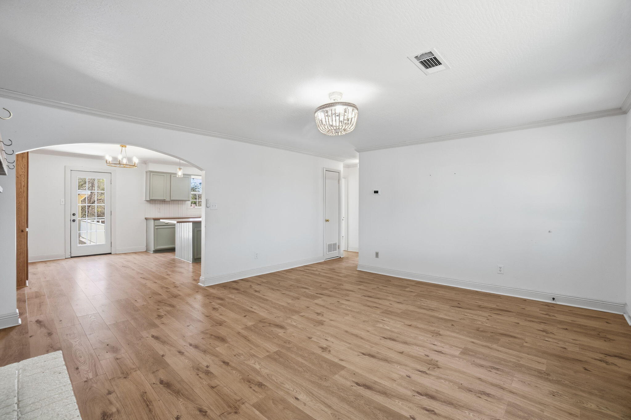 4584 Old Highway 11