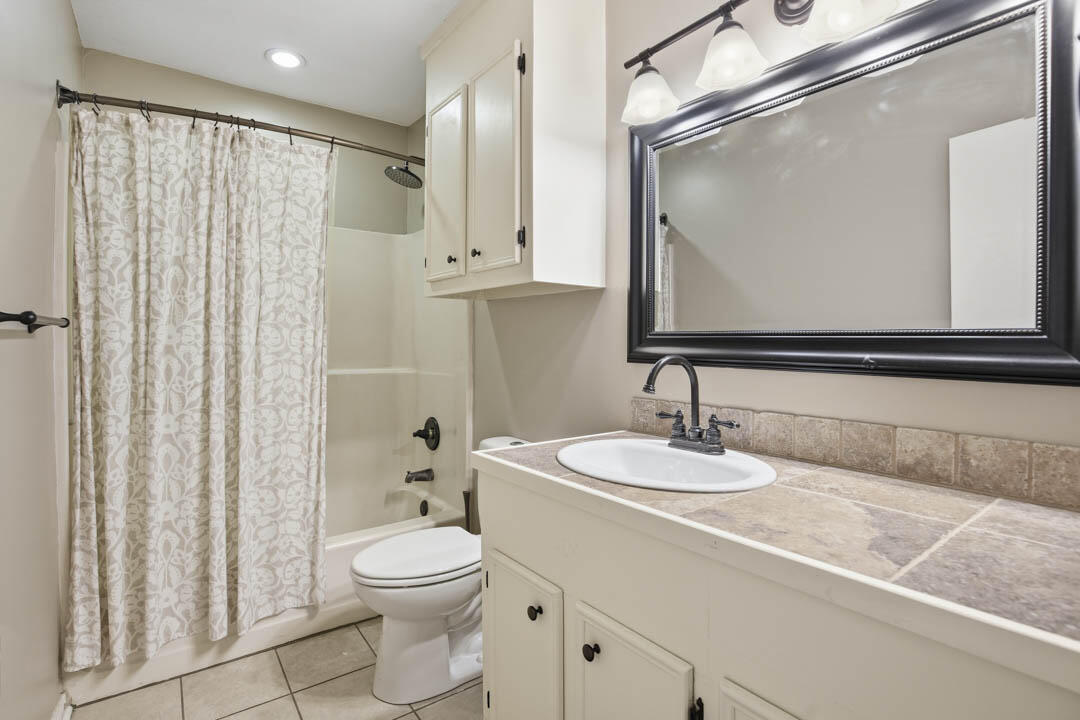 40 Windgate Dr.