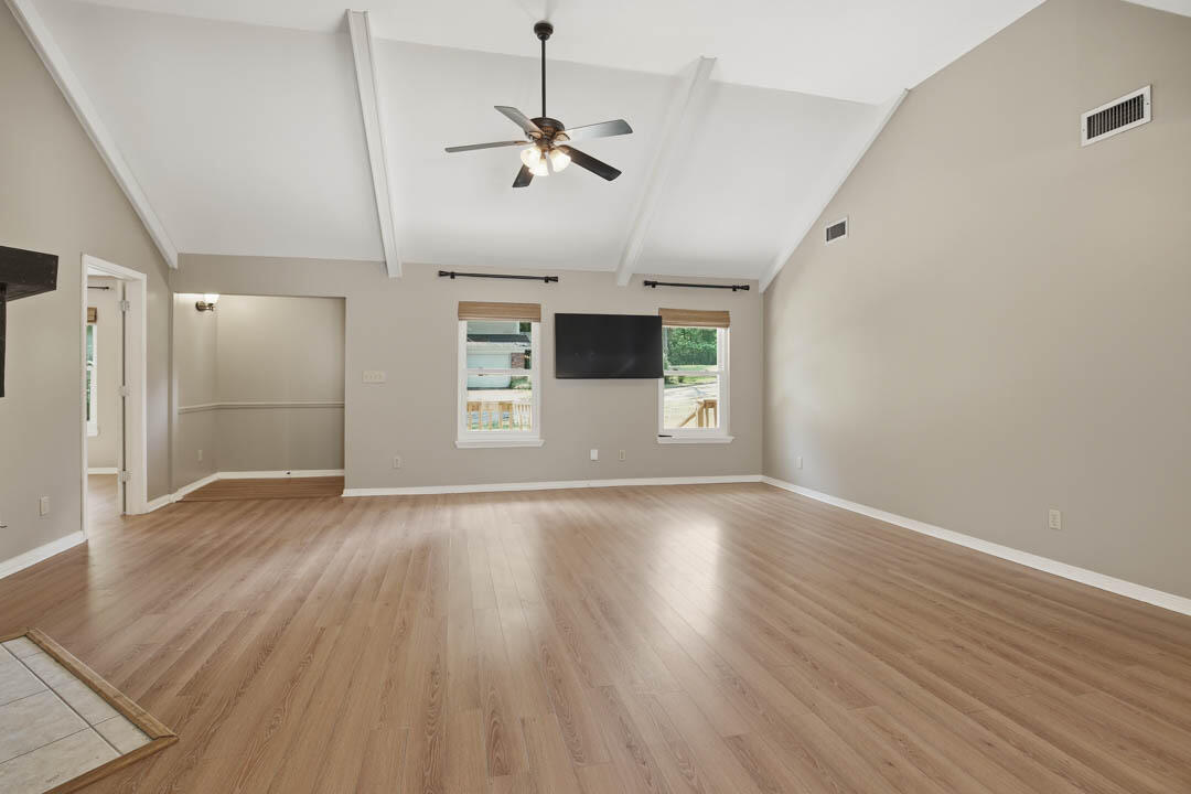 40 Windgate Dr.
