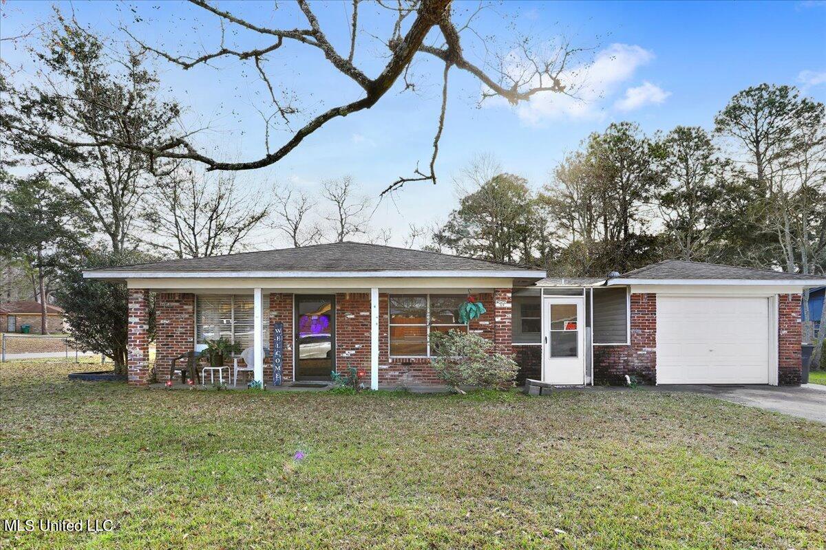 5508 Claresholm Street