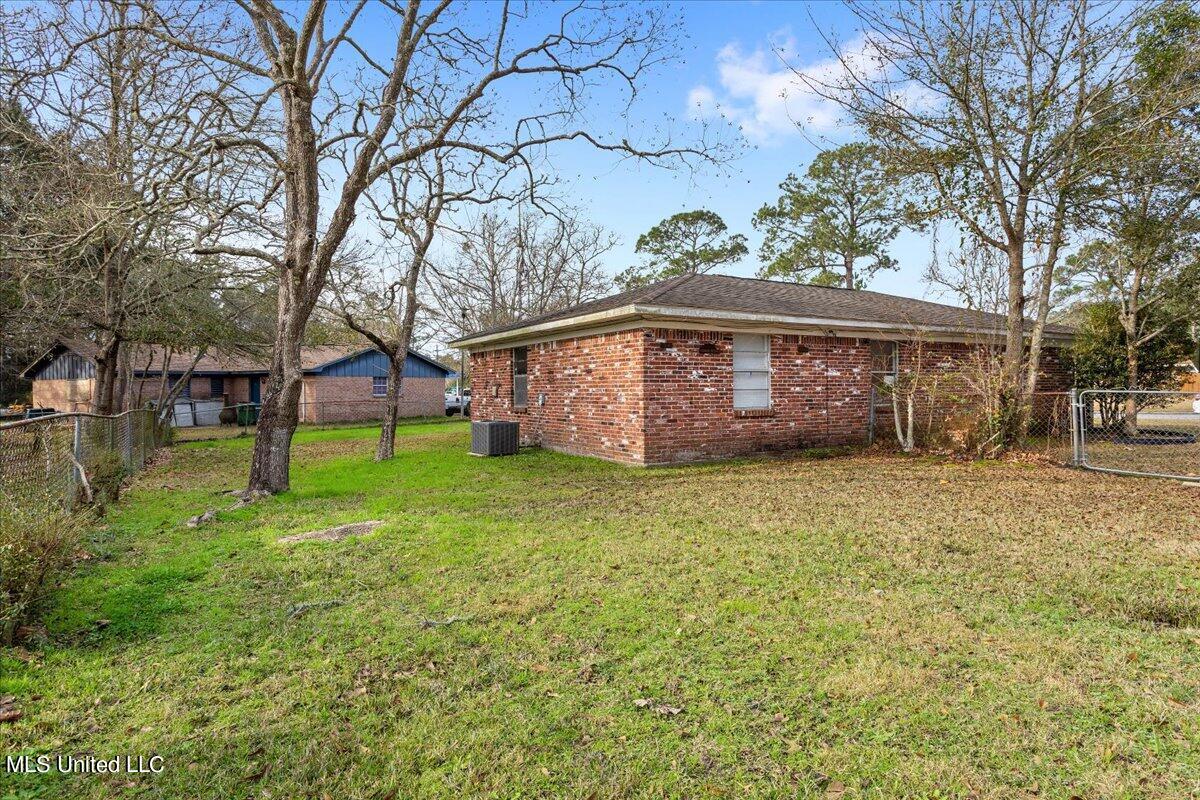 5508 Claresholm Street