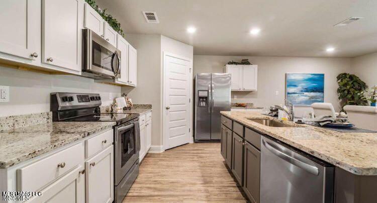 18185 Bloomfield Cove