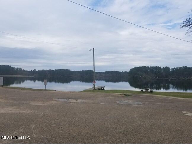 88 Lake Mike Conner Road