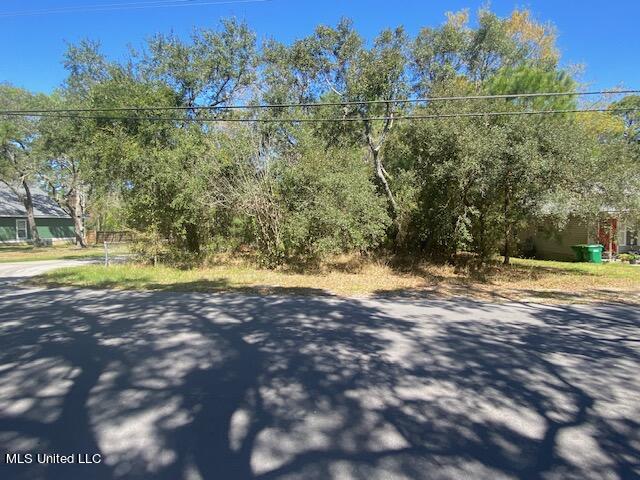 8724 Barnacle Boulevard