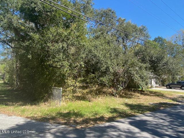 8724 Barnacle Boulevard