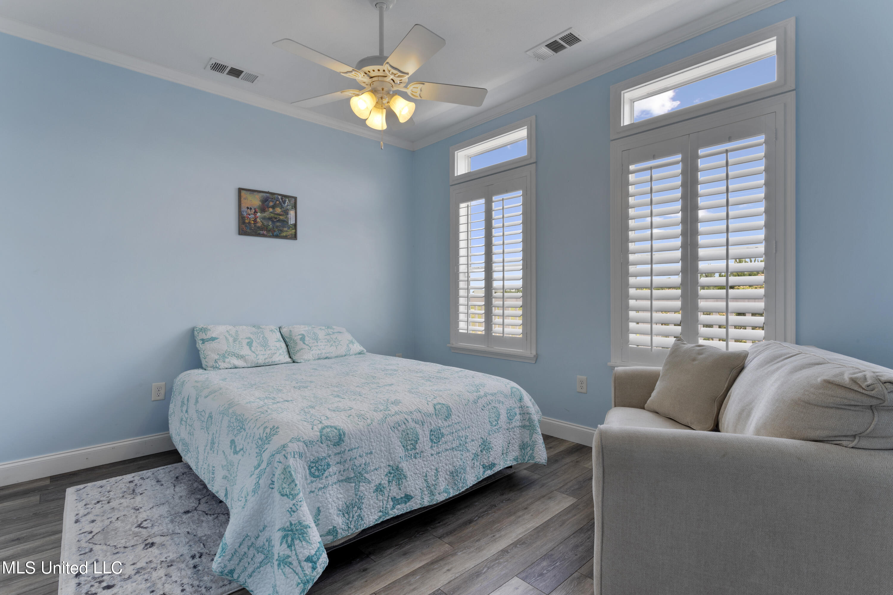 1515 E Beach Boulevard, 235