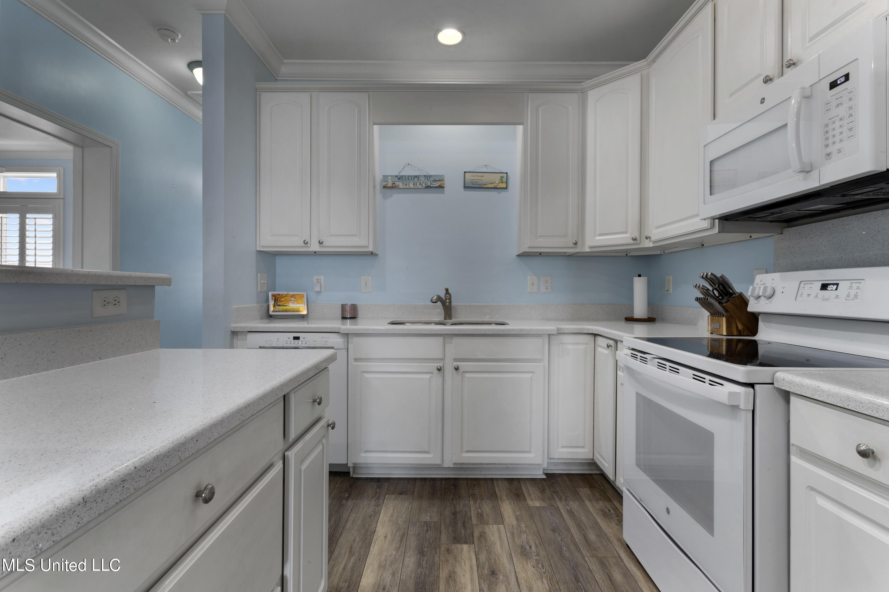 1515 E Beach Boulevard, 235