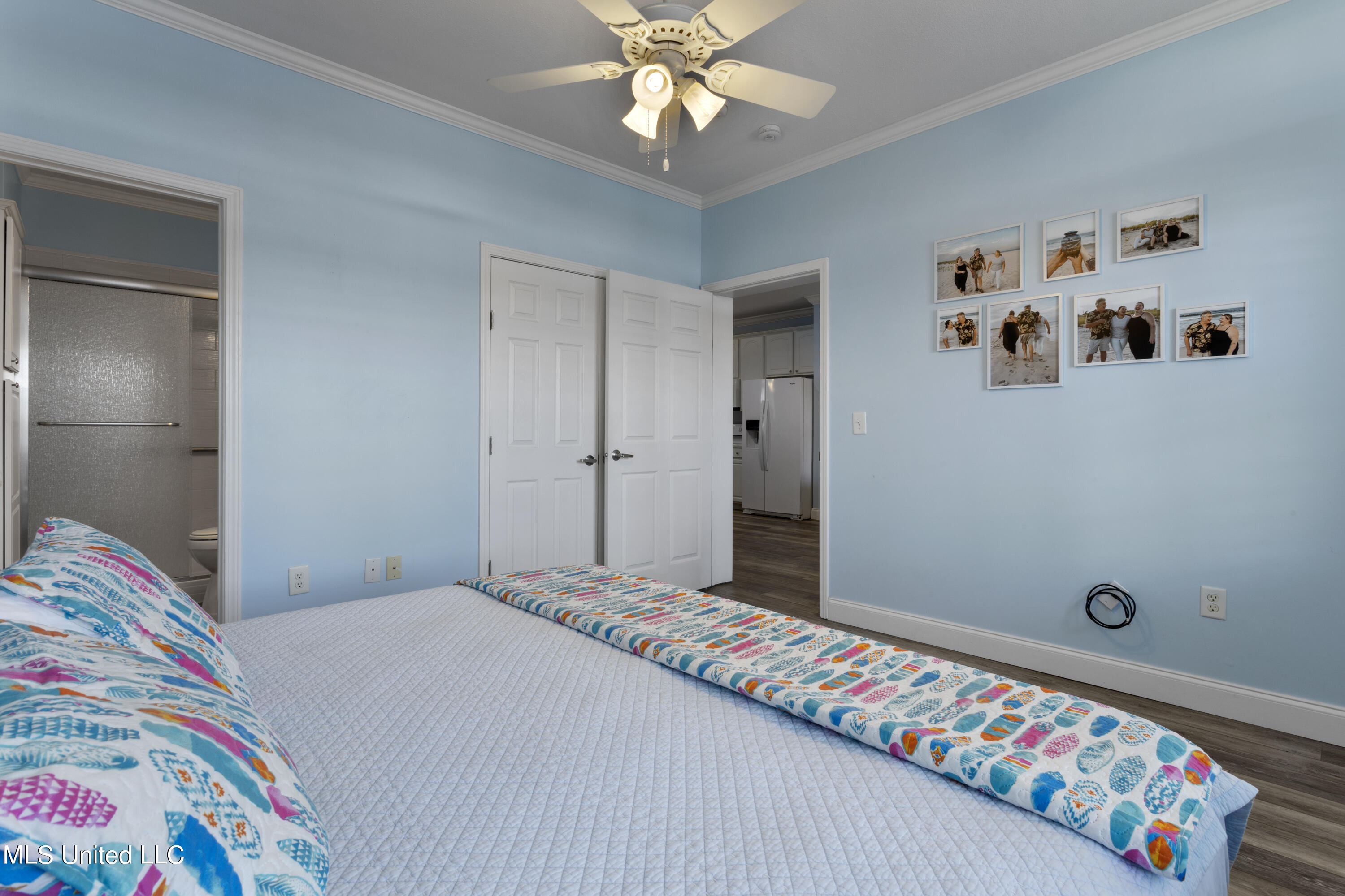 1515 E Beach Boulevard, 235