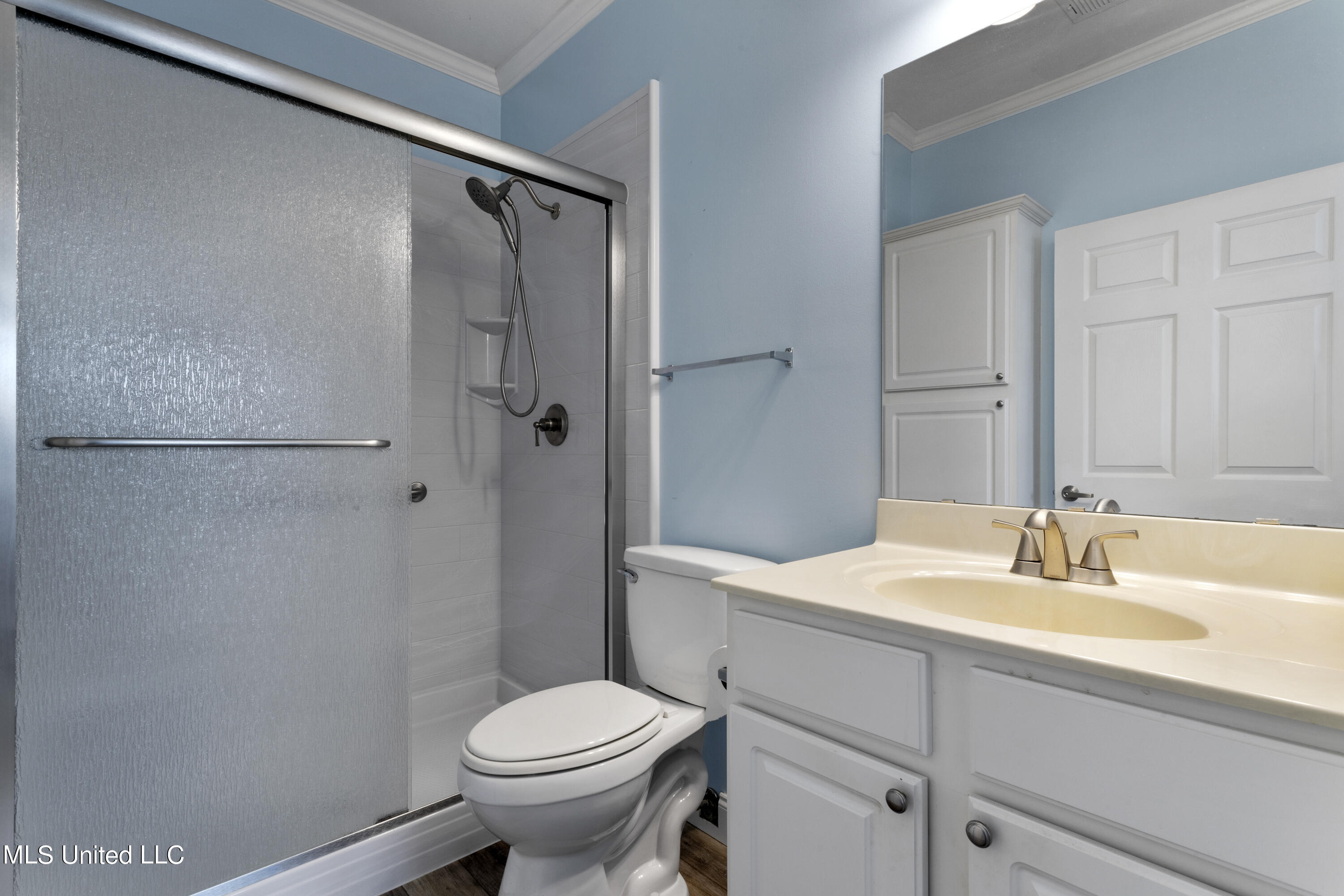 1515 E Beach Boulevard, 235
