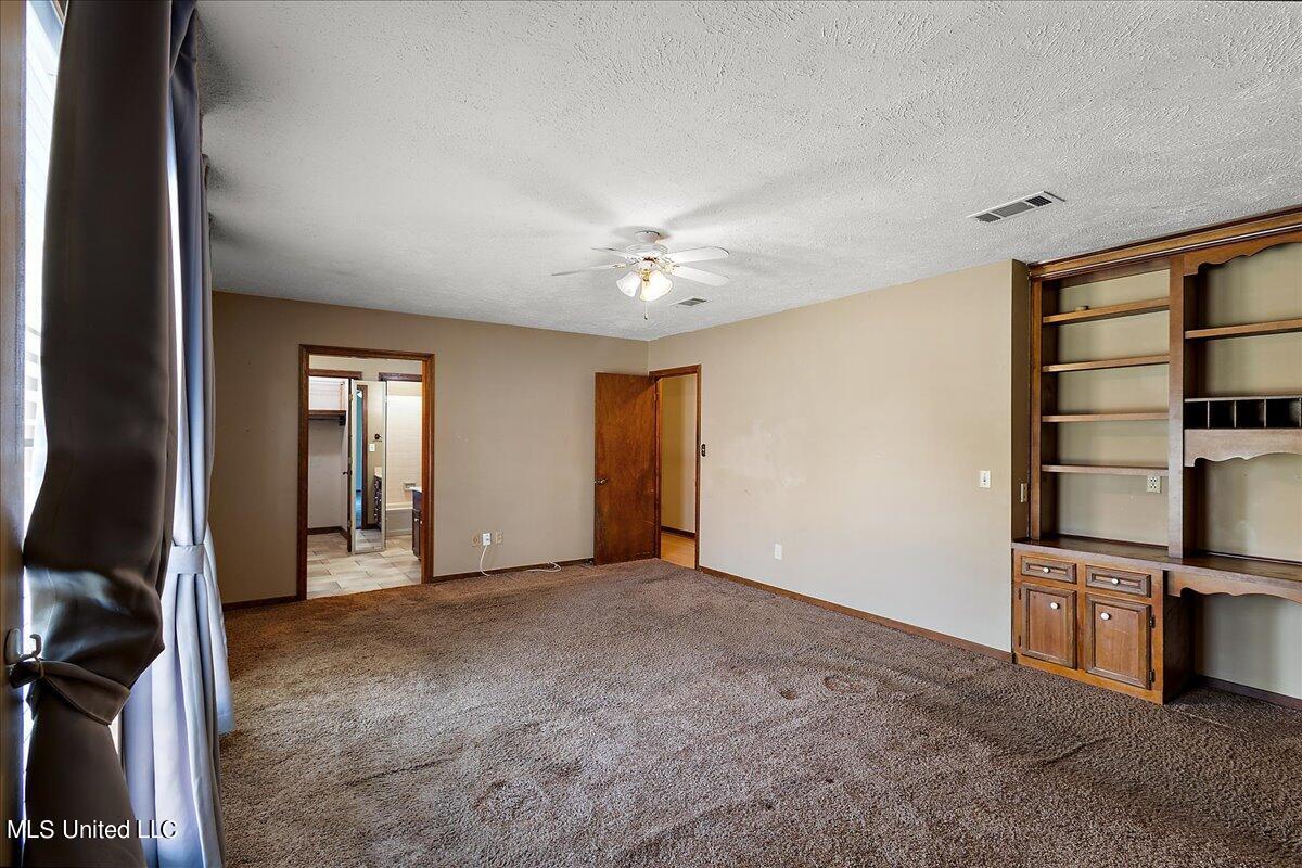 5222 Cloverdale Drive