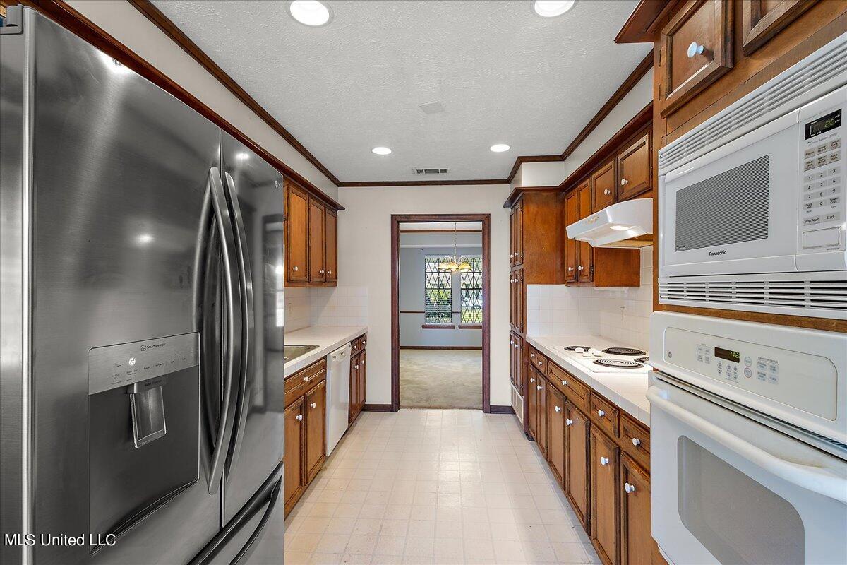 5222 Cloverdale Drive