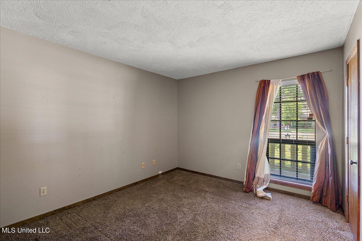 5222 Cloverdale Drive