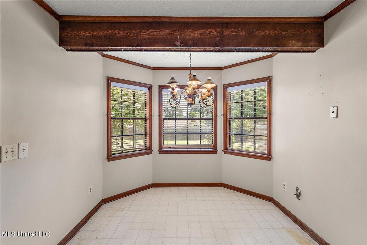 5222 Cloverdale Drive