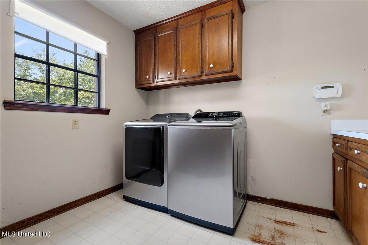 5222 Cloverdale Drive