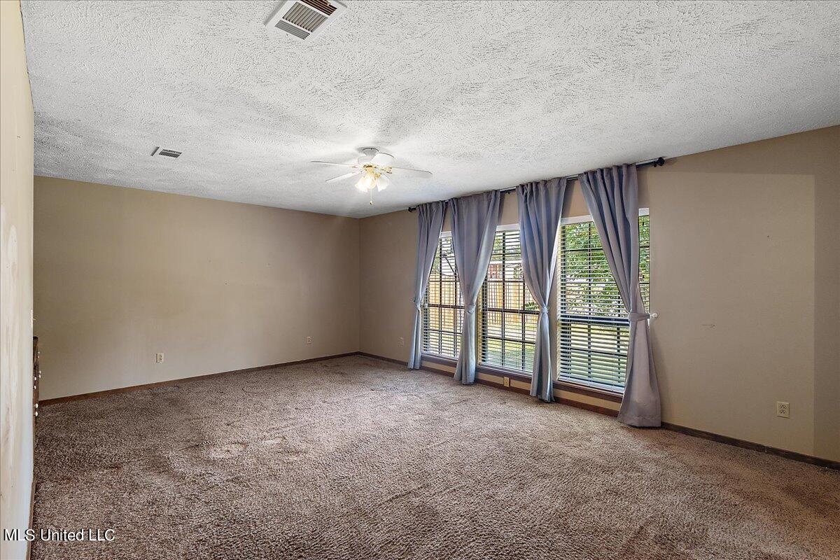 5222 Cloverdale Drive