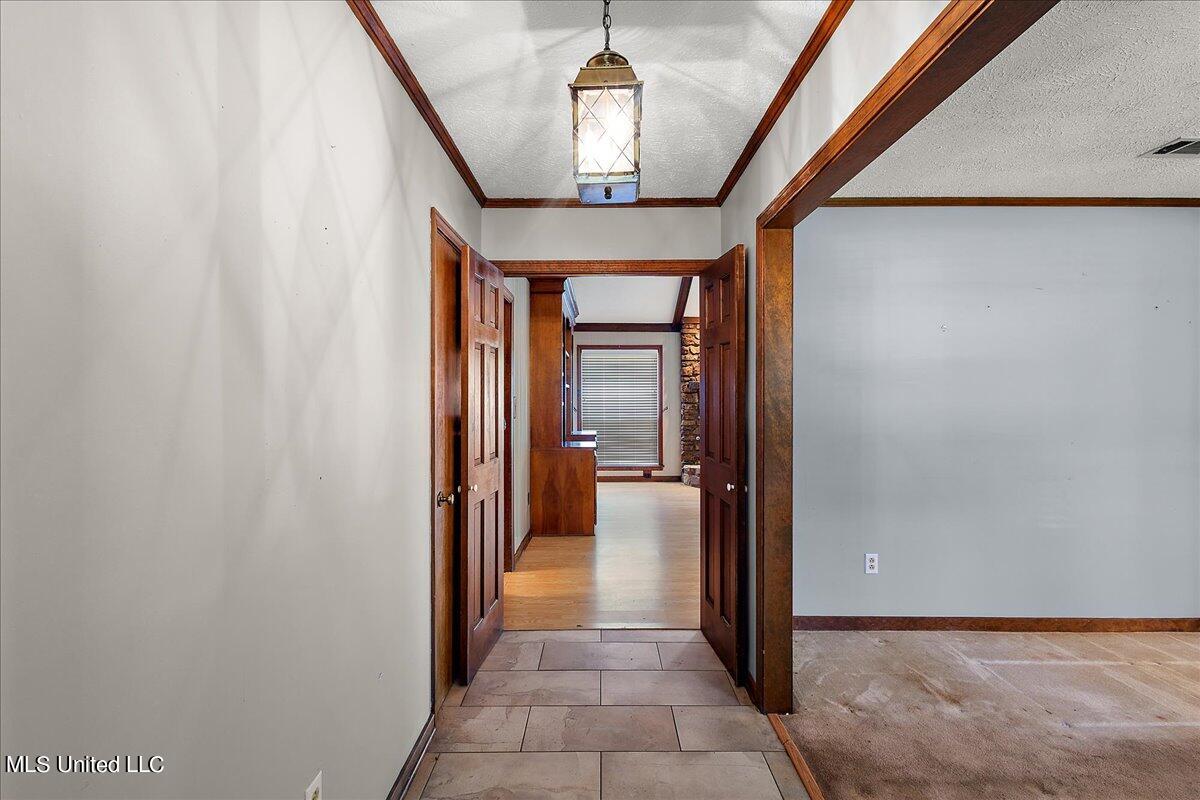 5222 Cloverdale Drive