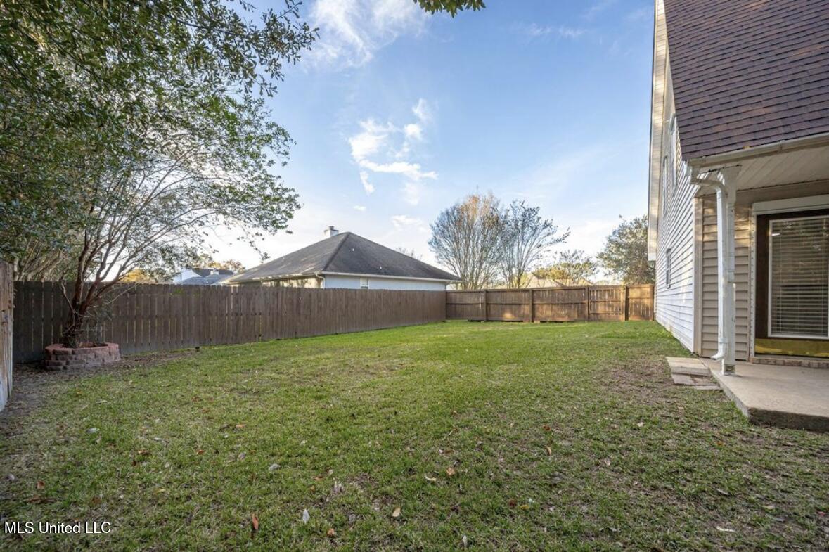 792 Gentry Street