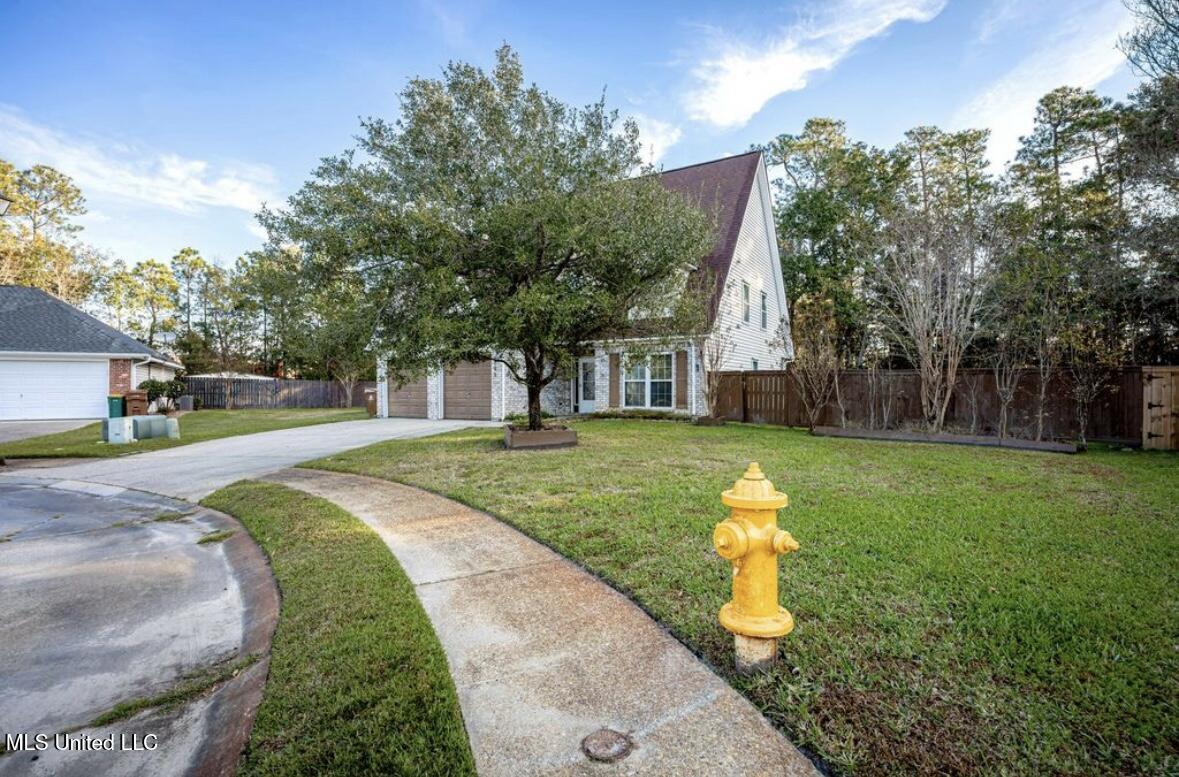 792 Gentry Street
