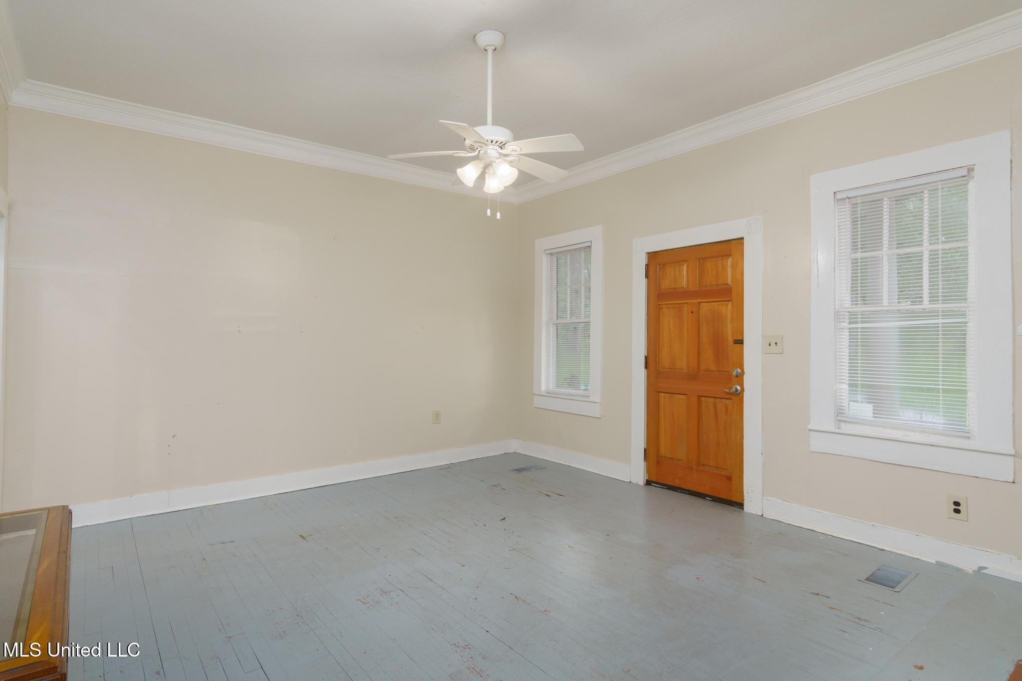 400 N 37th Avenue
