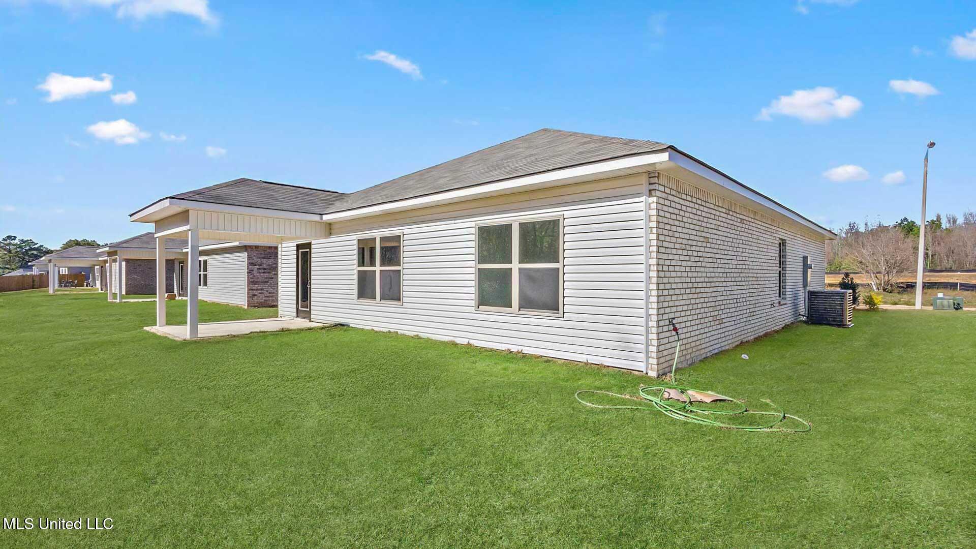 5011 Quail Ridge Drive