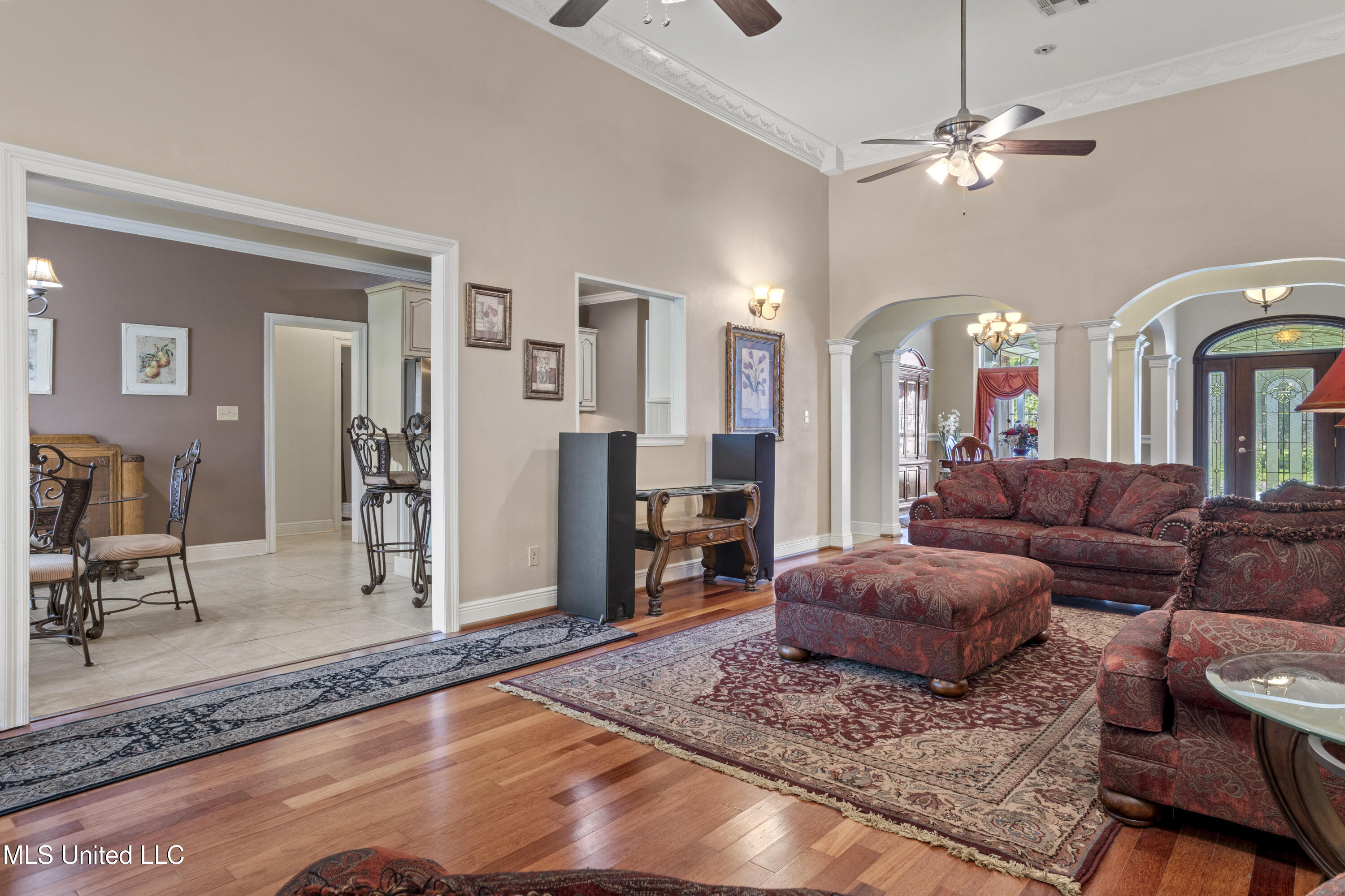 11827 River Estates Circle