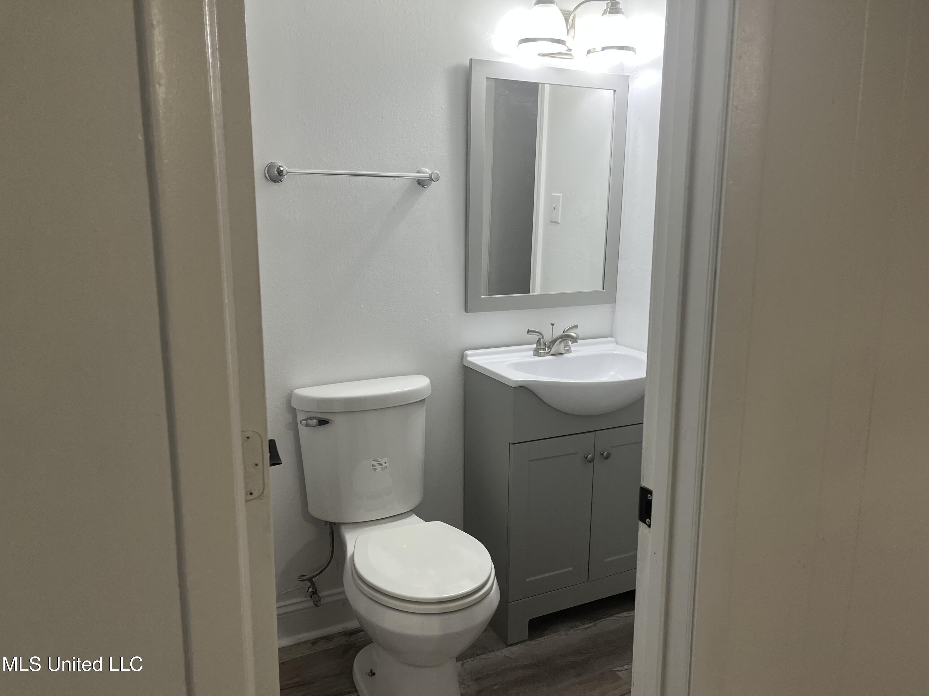 4308 Robinhood Drive Drive