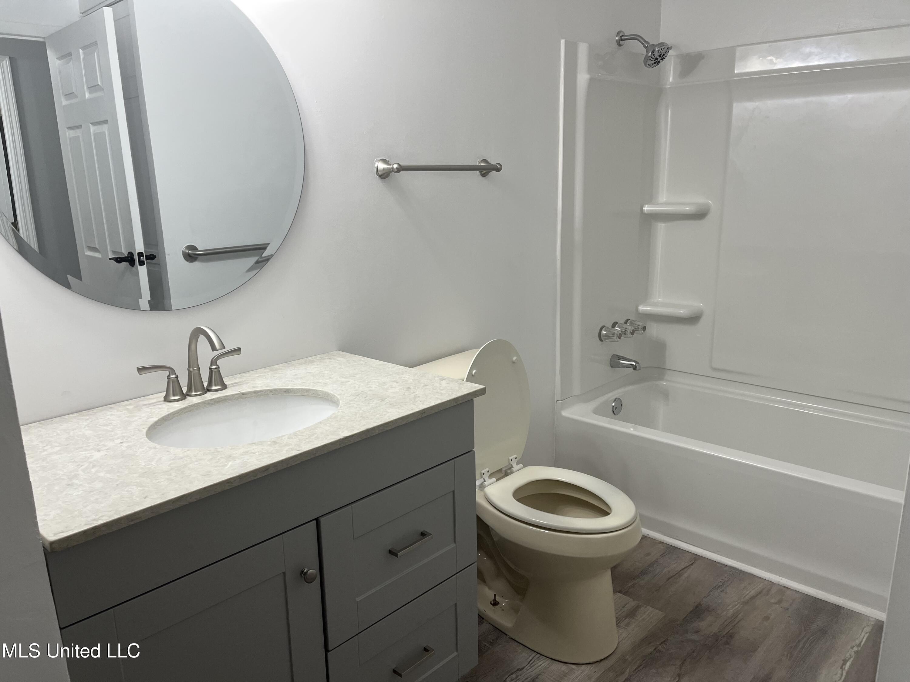 4308 Robinhood Drive Drive