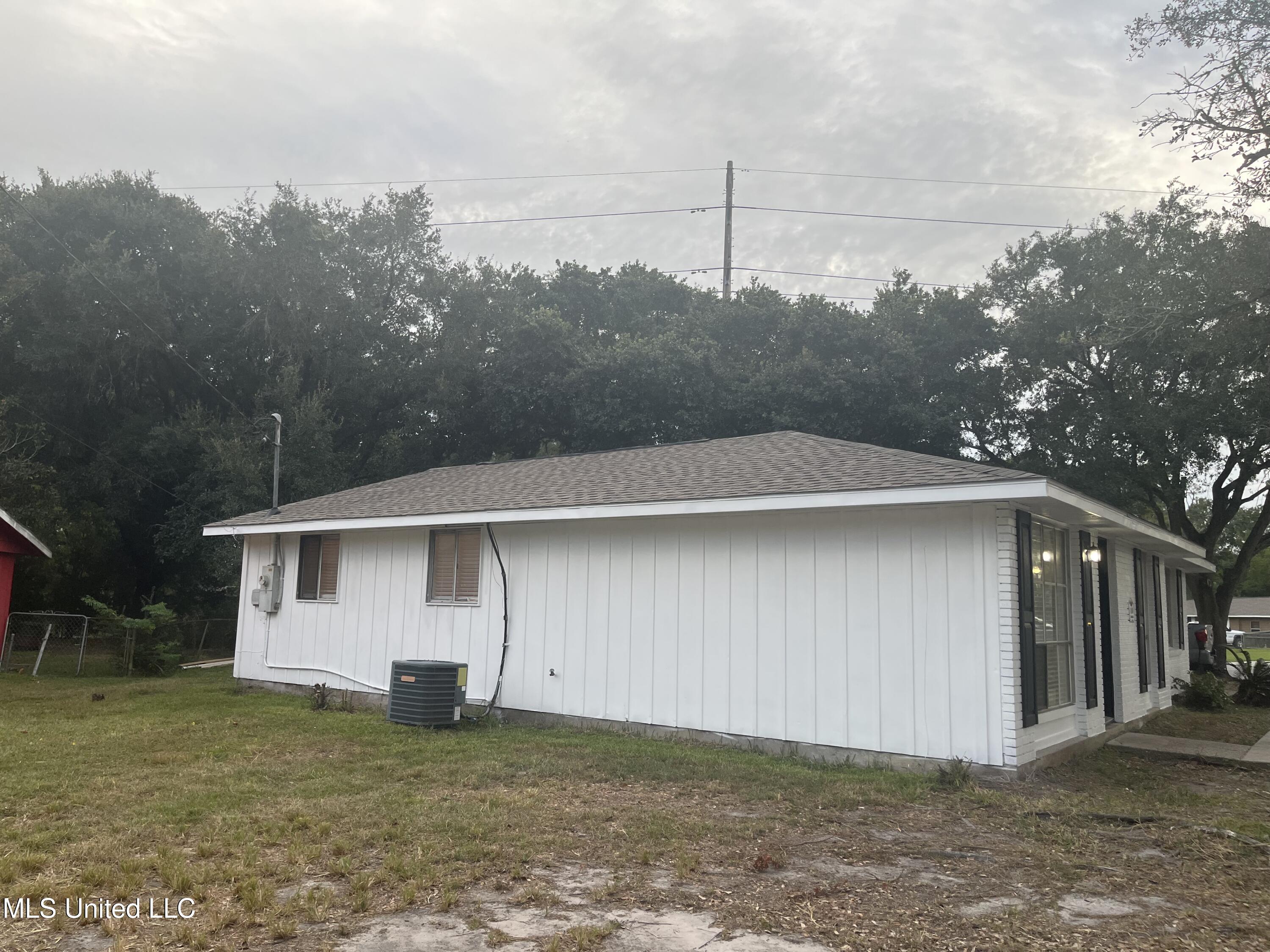 4308 Robinhood Drive Drive