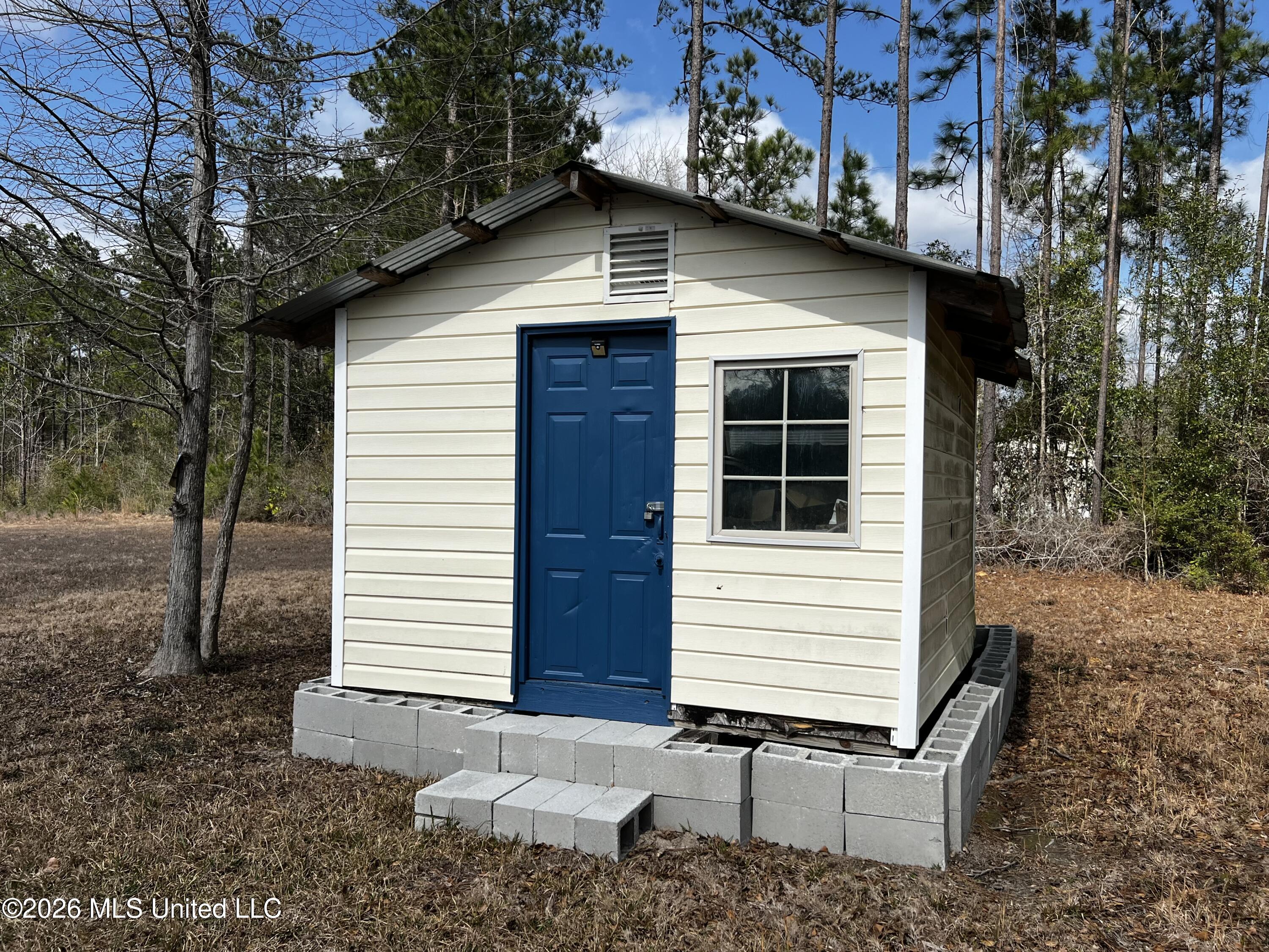 153 C F Eubanks Road