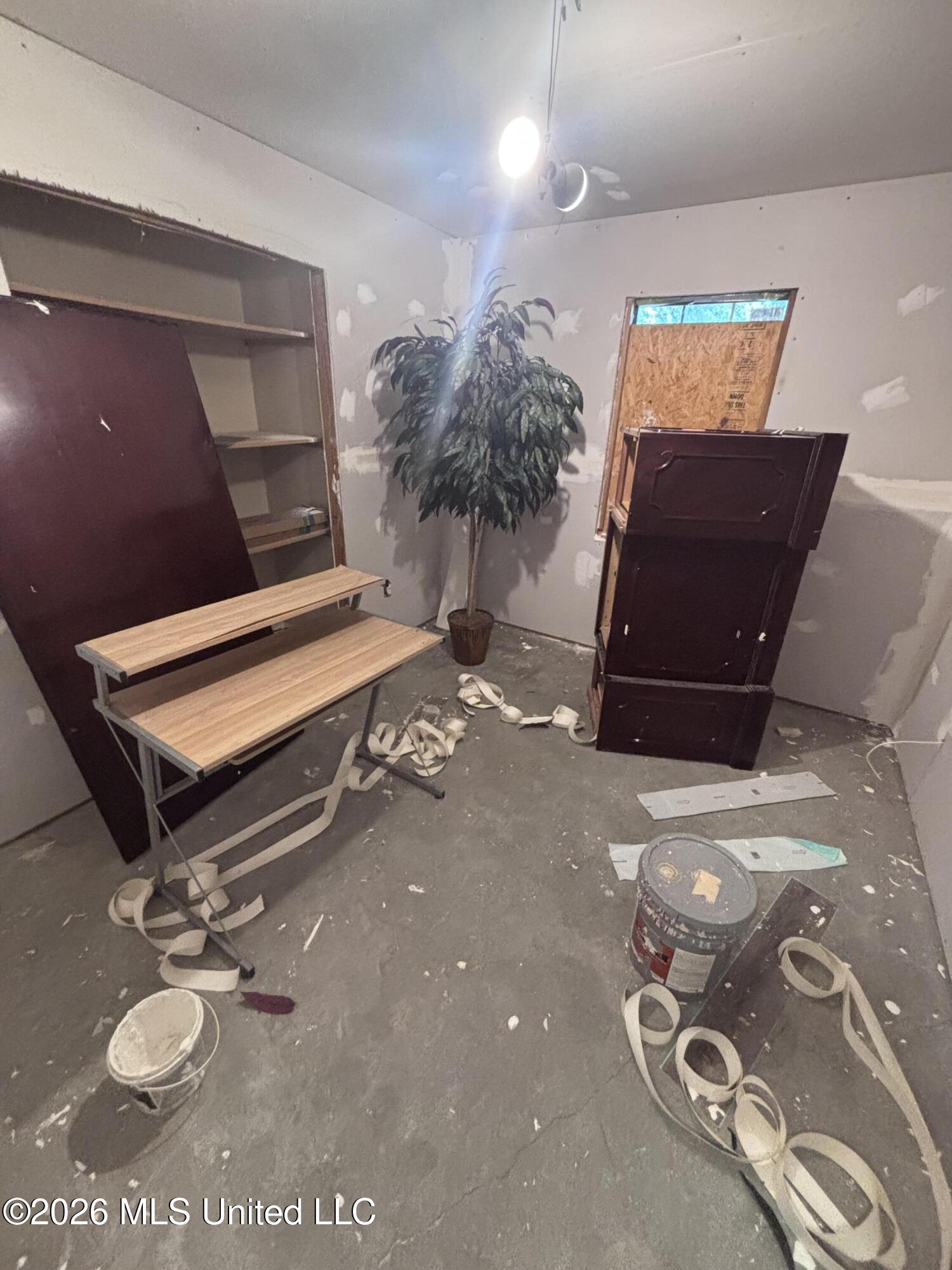 852 Ellisville Boulevard